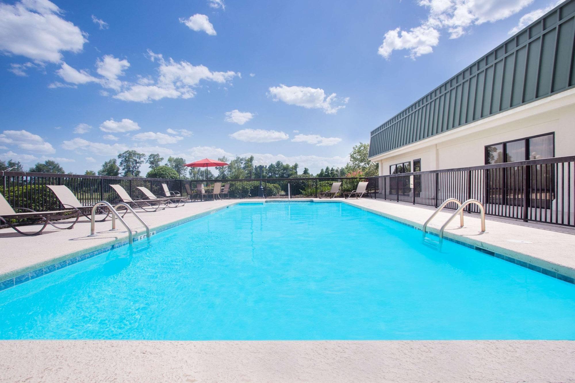 Vista Piscina Days Inn by Wyndham Metter