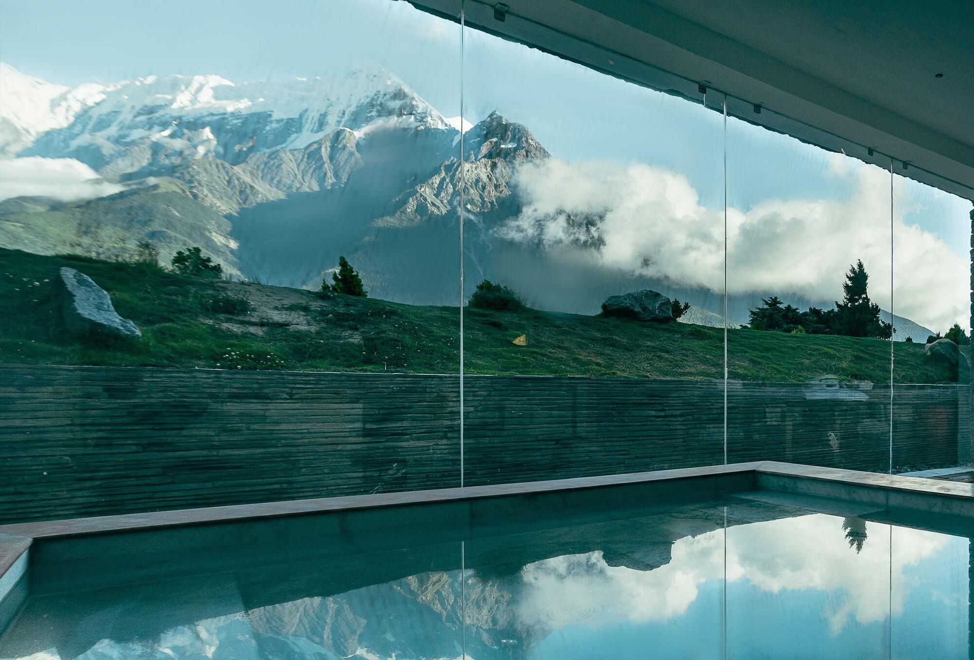 Spa Shinta Mani Mustang