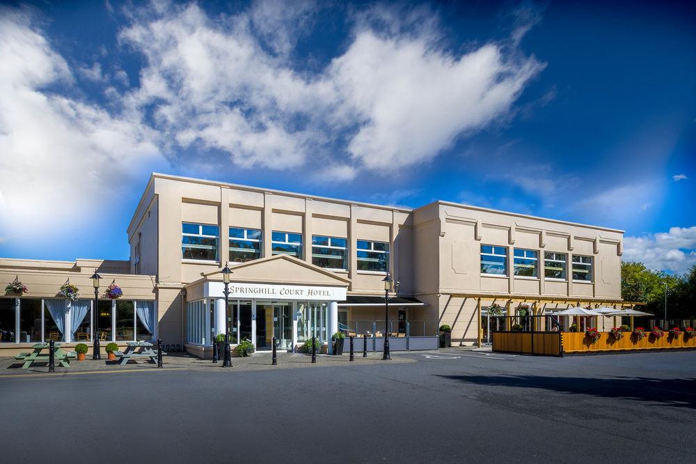 Vista Exterior Springhill Court Conf Leisure and Spa