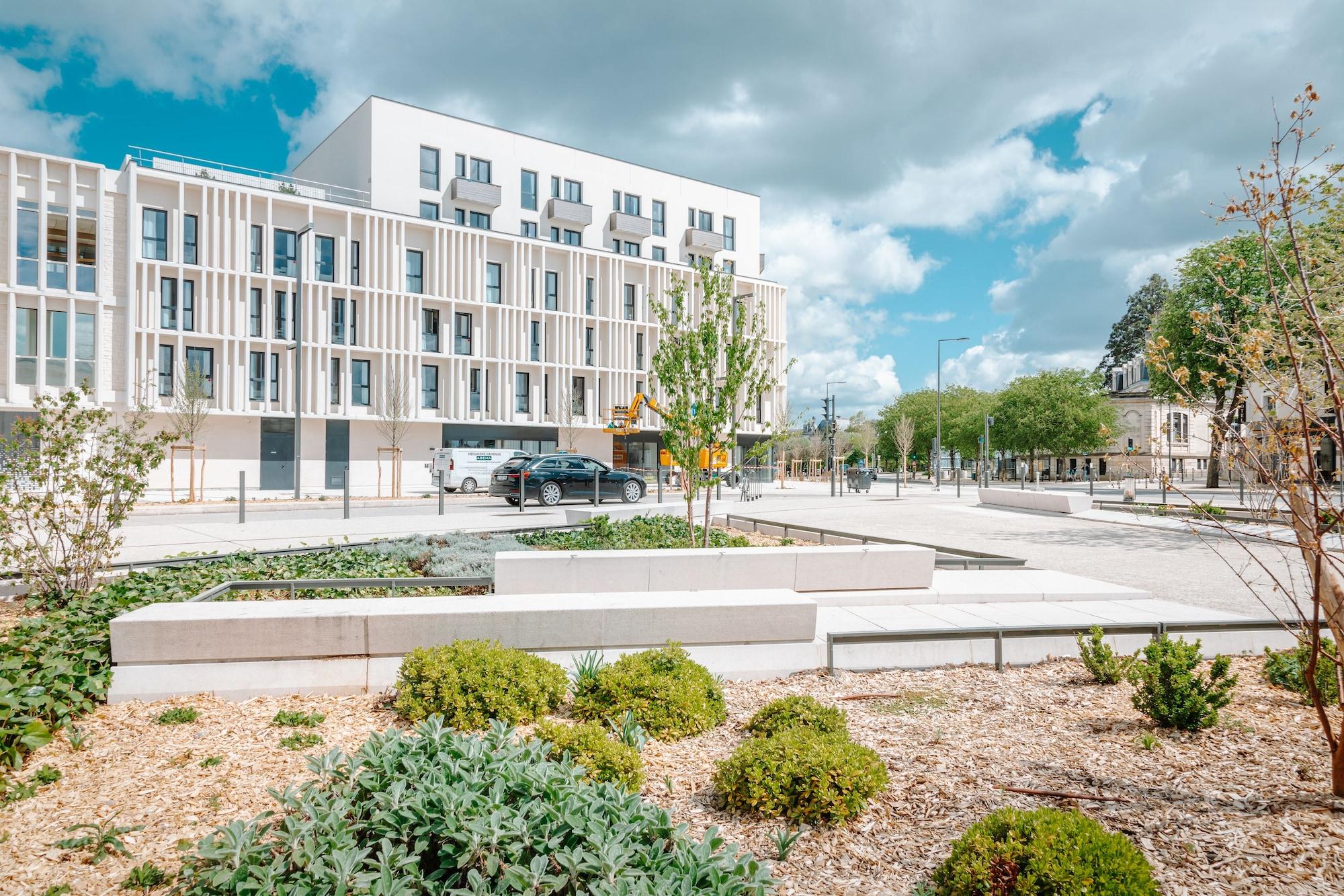 Vista Exterior Beelodge Hôtel Blois Centre