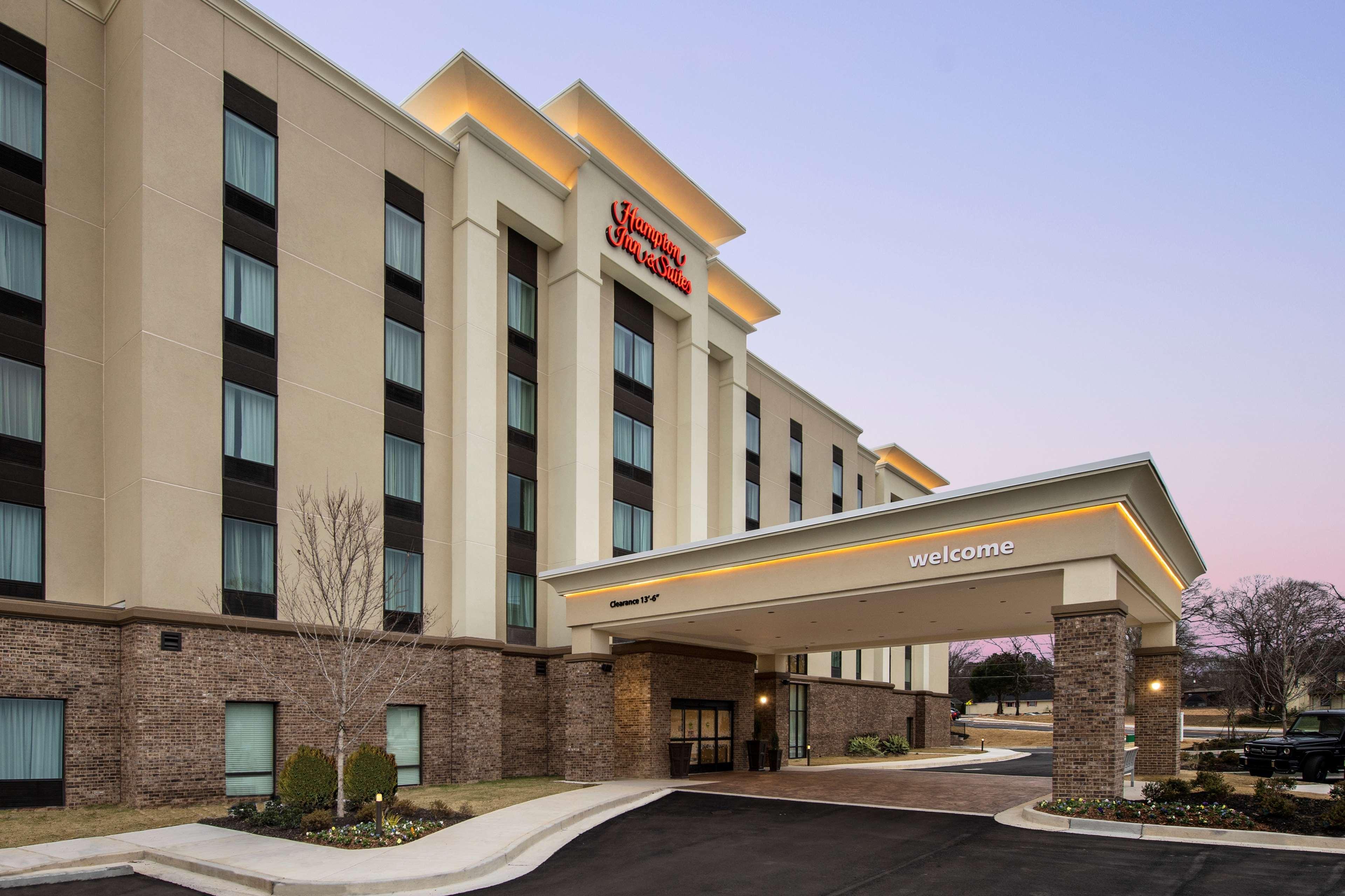 Vista Exterior Hampton Inn & Suites Snellville Atlanta NE