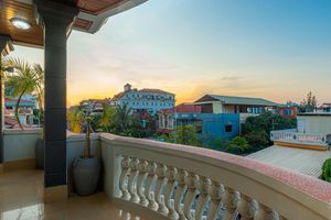 Alojamiento - Archaic House