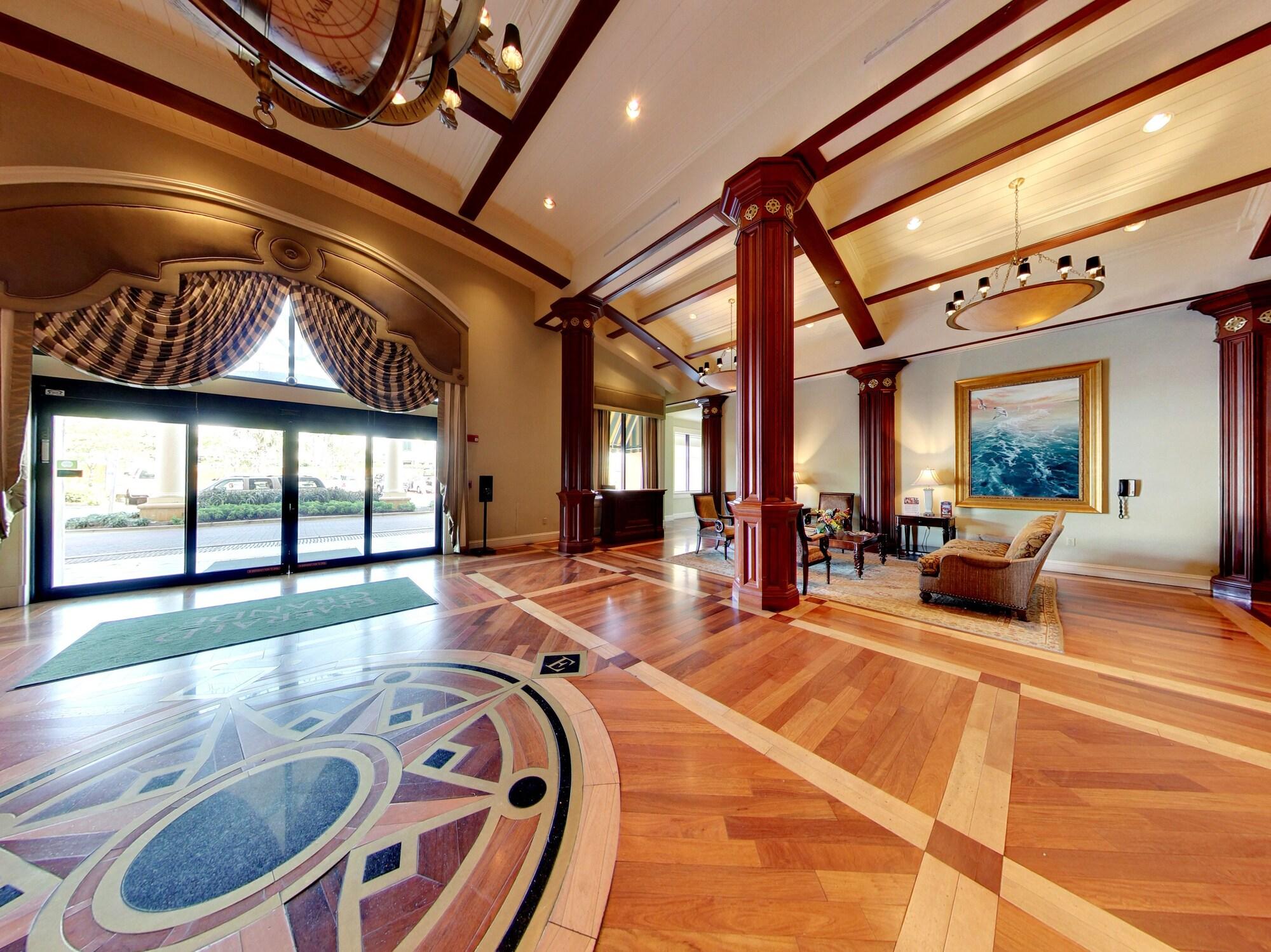 Vista Lobby Emerald Grande Condominiums at HarborWalk Village