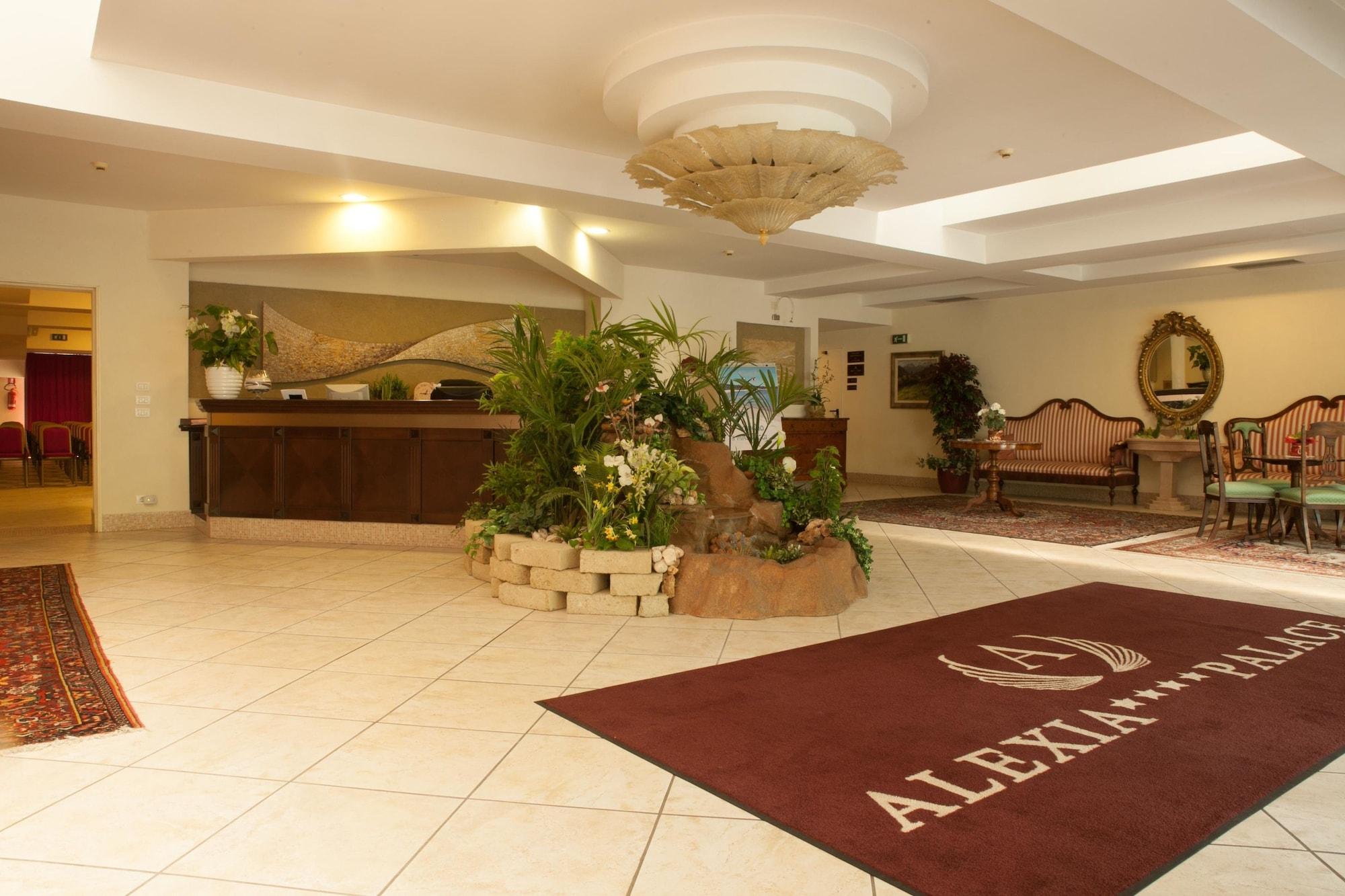 Vista Lobby Alexia Palace Hotel Residence