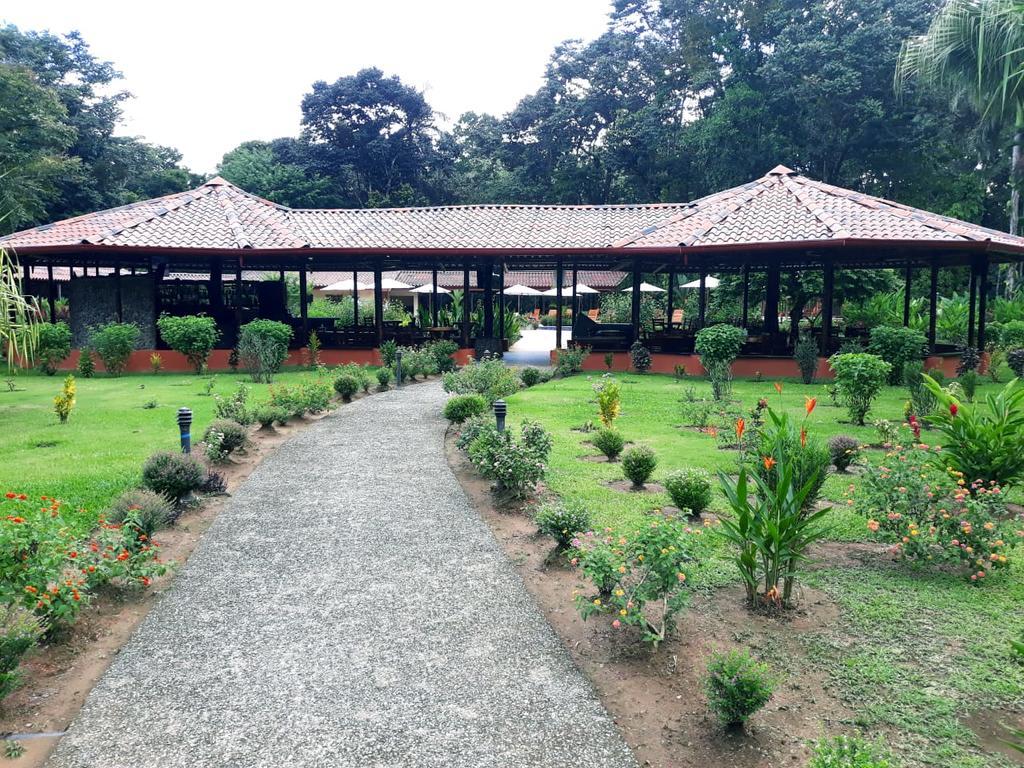 Vista Exterior La Foresta Nature Resort