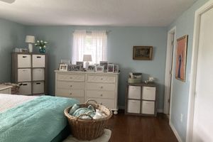 Alquiler Vacacional - Home with a heated salt water pool and pickleball court in a private setting!