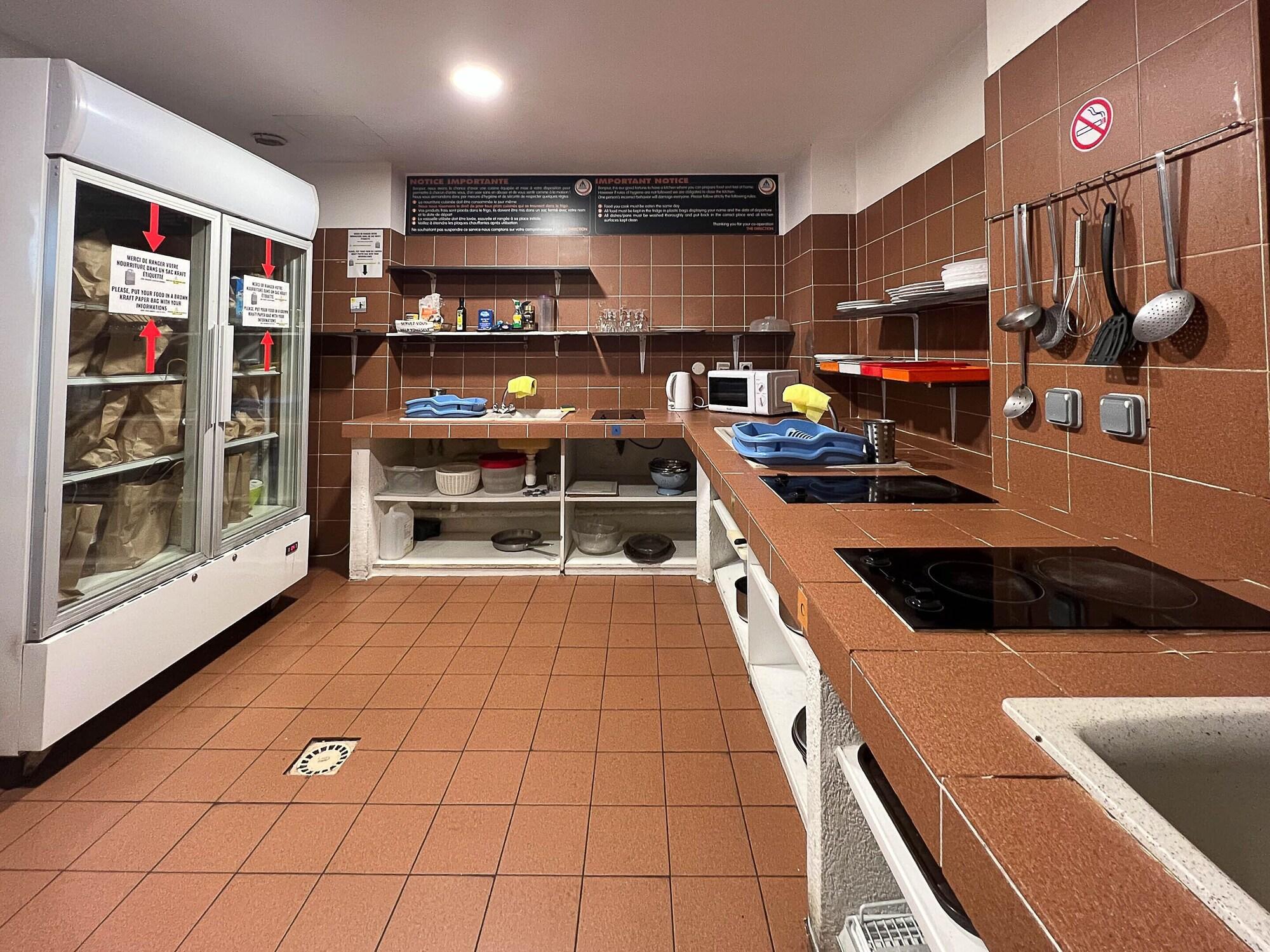 Equipamiento de Habitación Auberge de Jeunesse HI Nice - Les Camélias