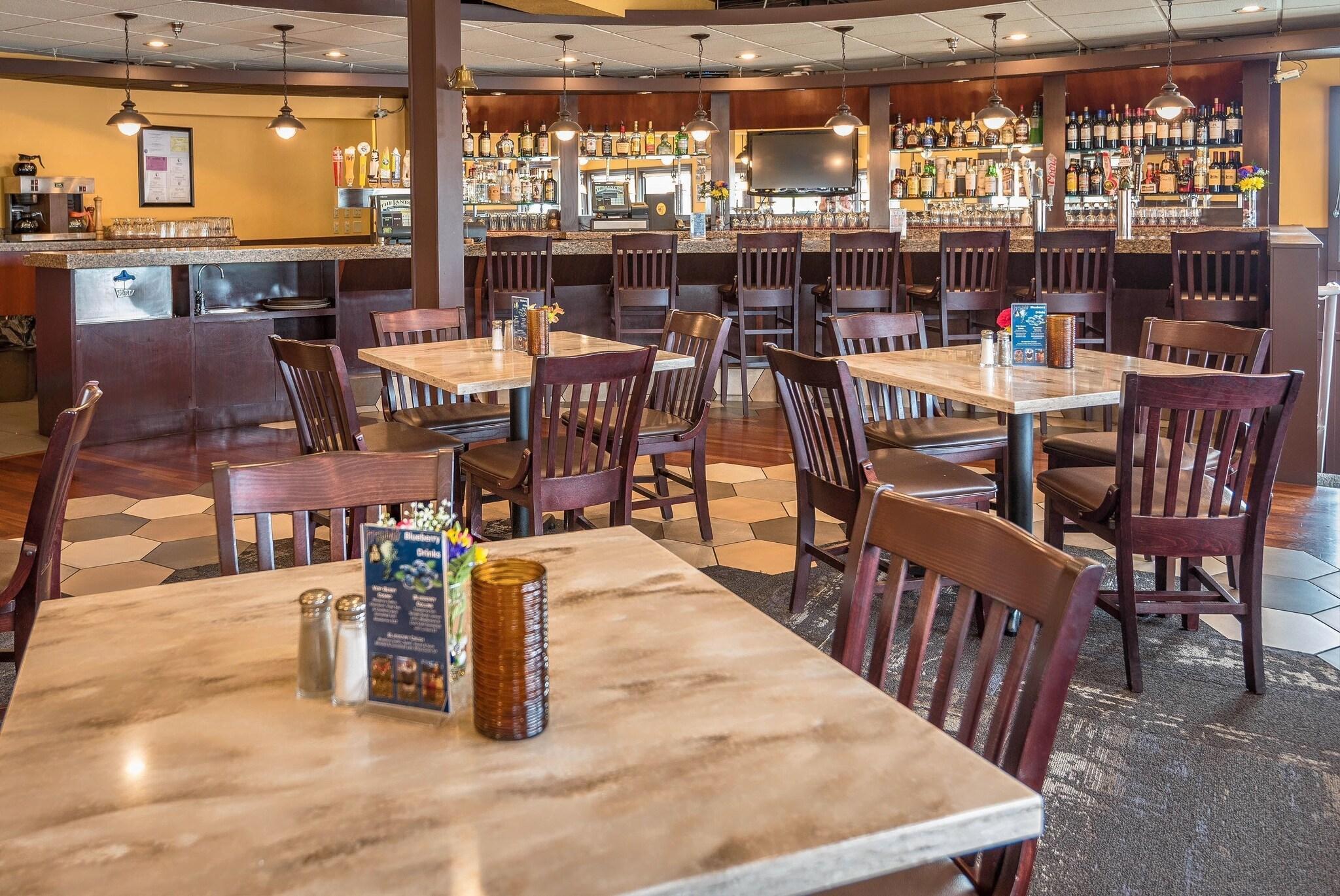 Vista Lobby The Landing Hotel & Restaurant