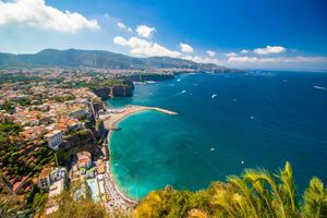Actividad - Excursión en barco para grupos pequeños por la península de Sorrento