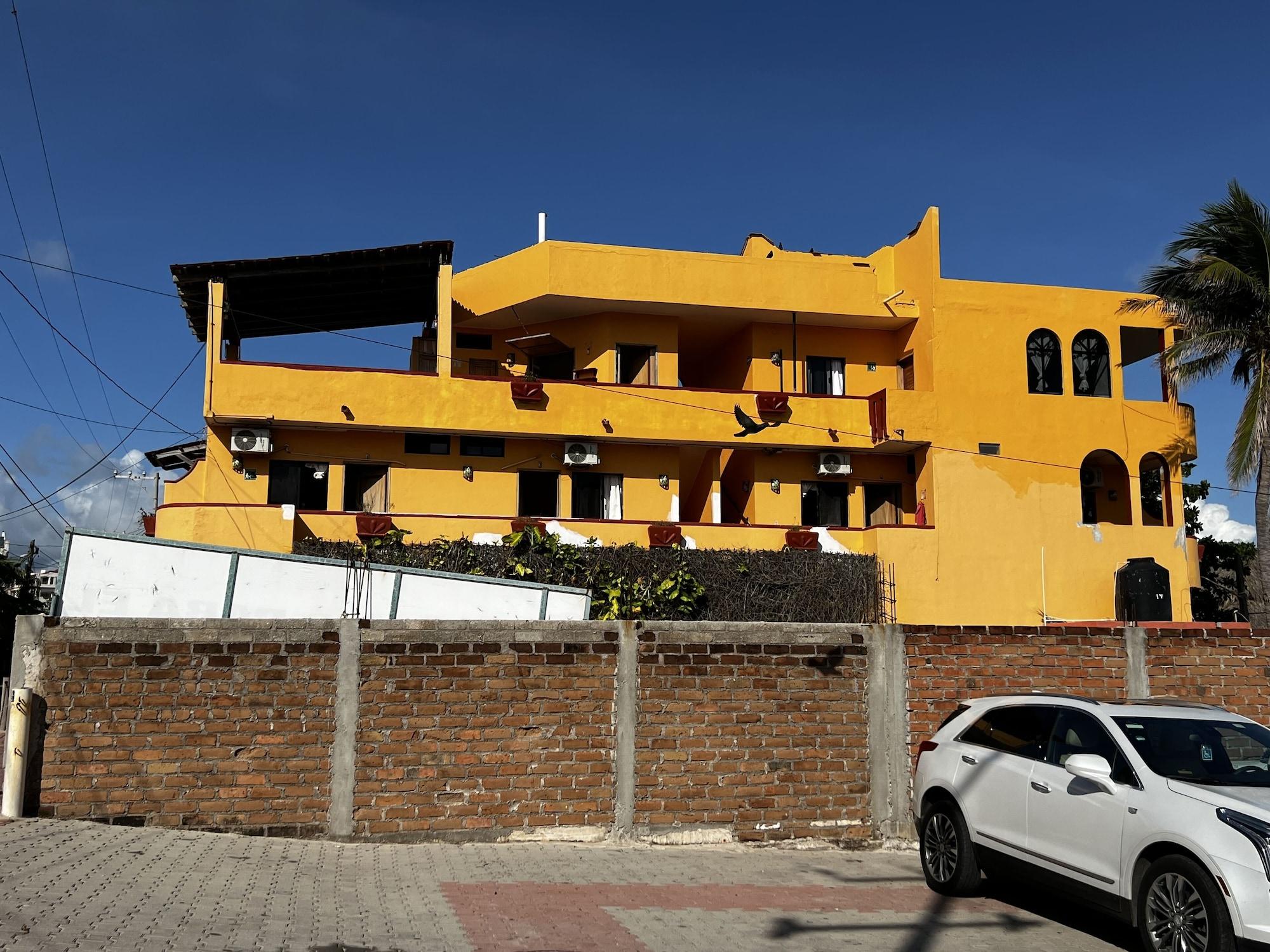 Vista Exterior Hotel Joya del Mar