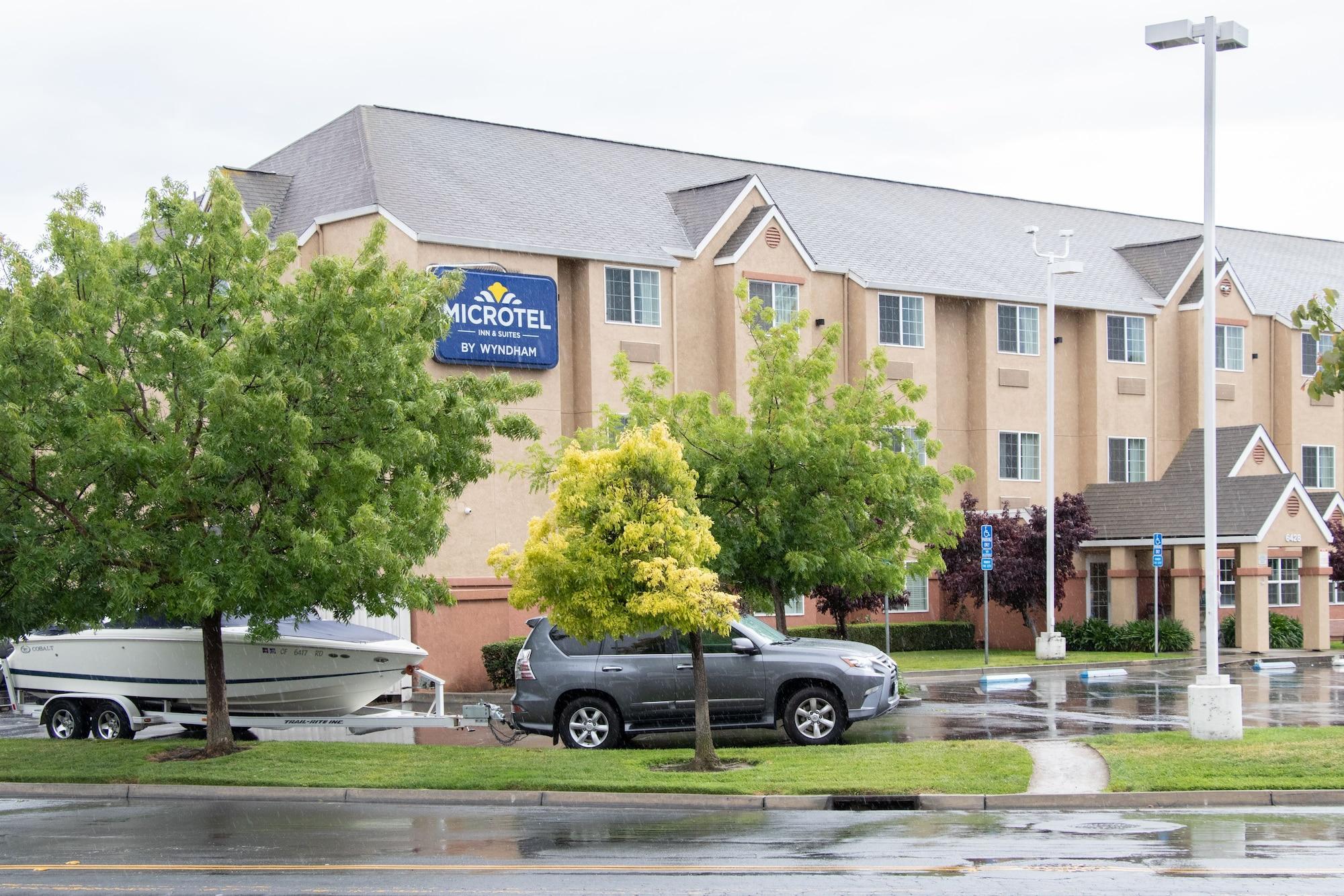 Vista Exterior Microtel Inn & Suites by Wyndham Lodi/North Stockton