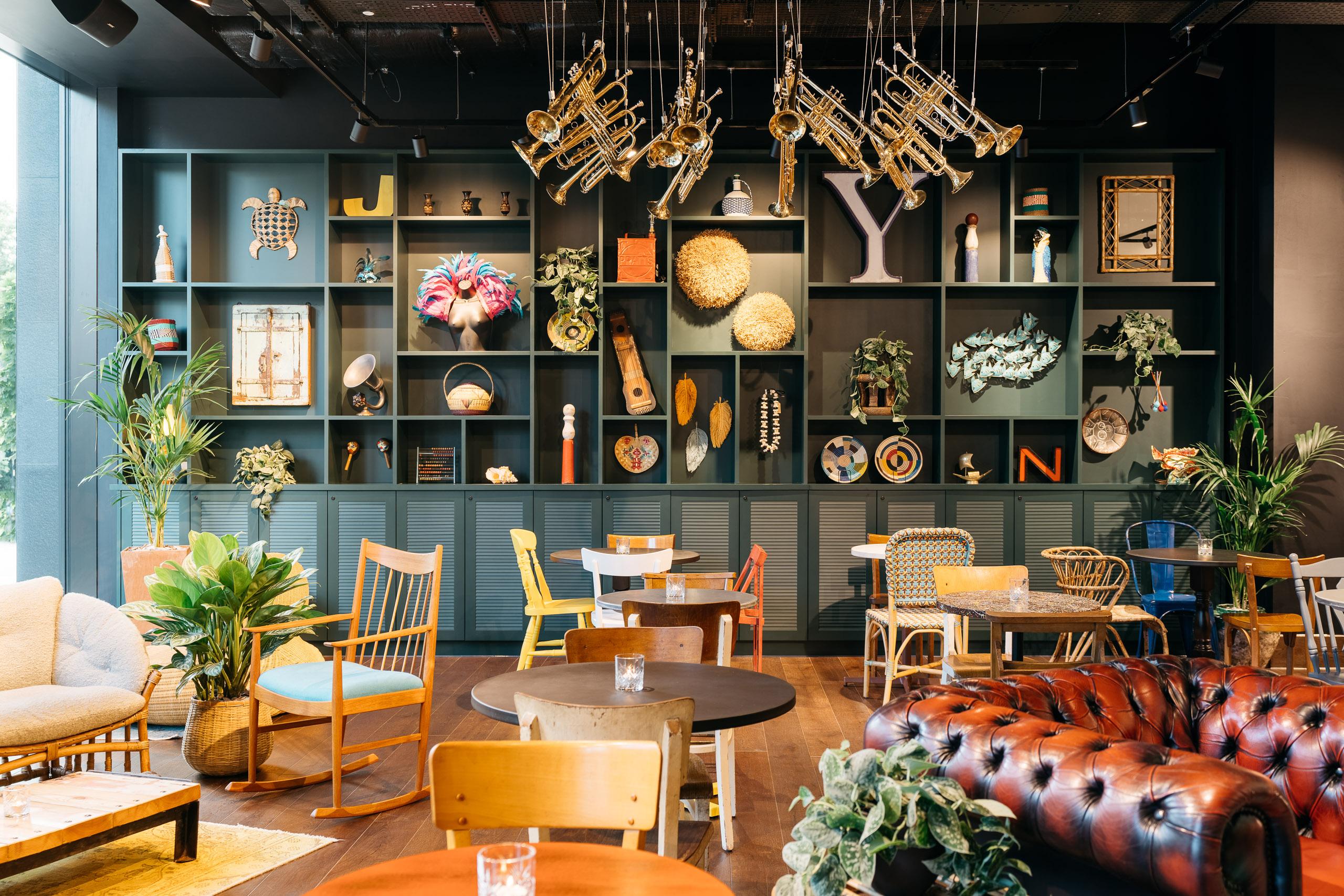 Vista Lobby Ruby Zoe Hotel London by IHG