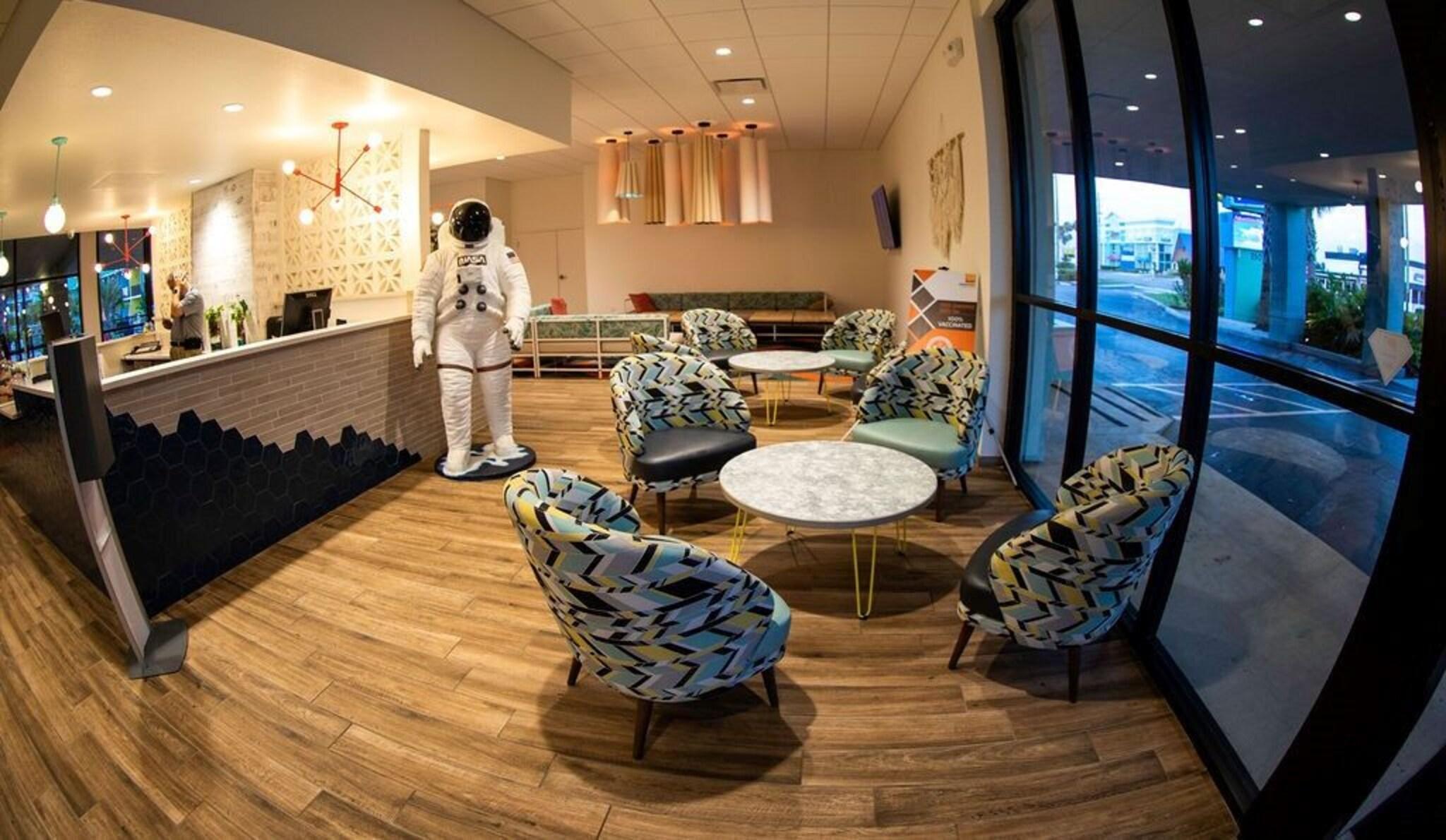 Vista Lobby Beachside Hotel & Suites