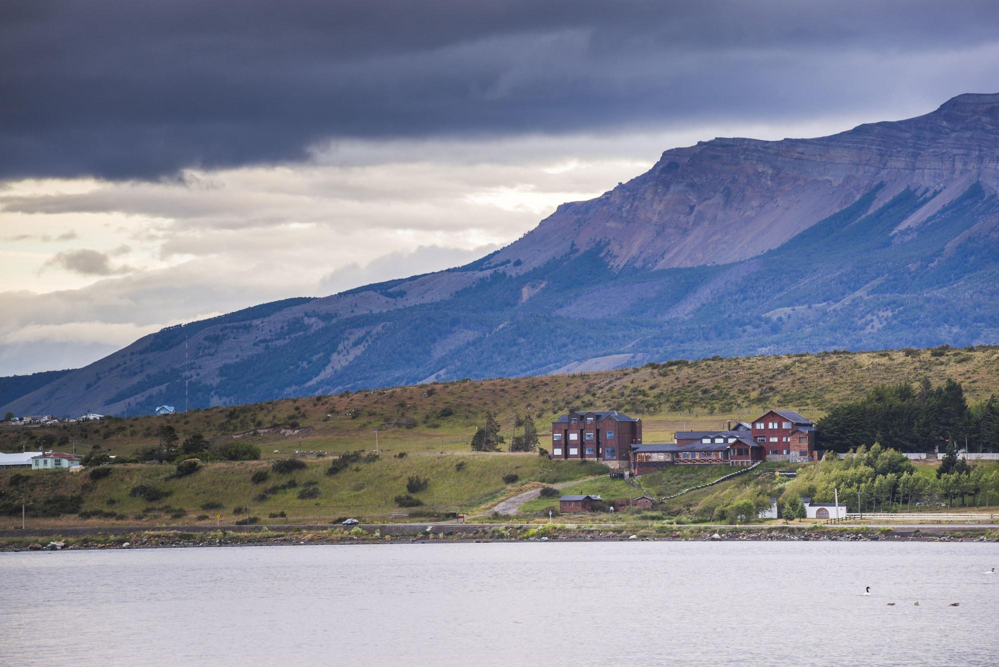 Vista Exterior Weskar Patagonian Lodge