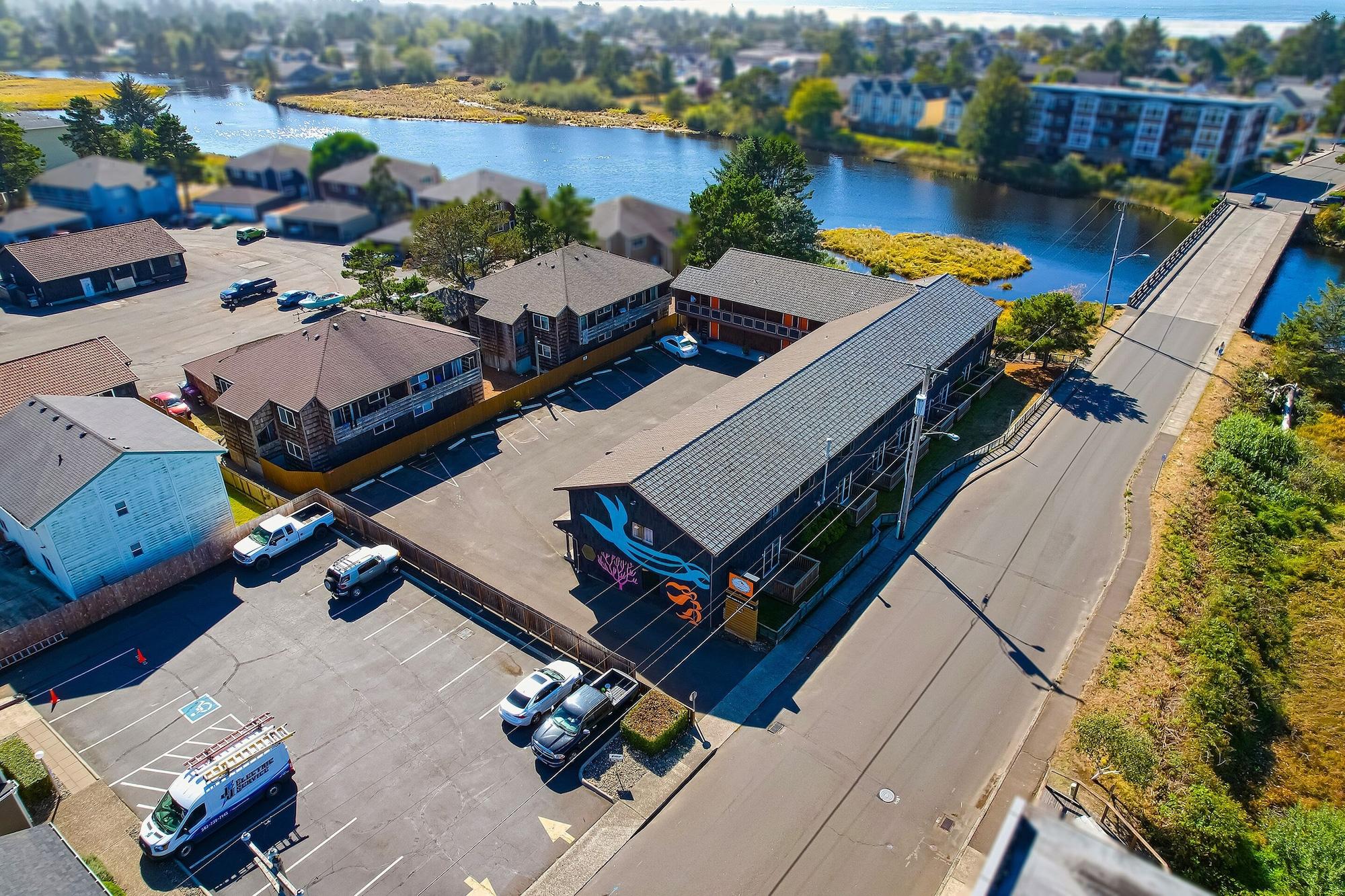 Vista Exterior Coast River Inn by OYO Seaside