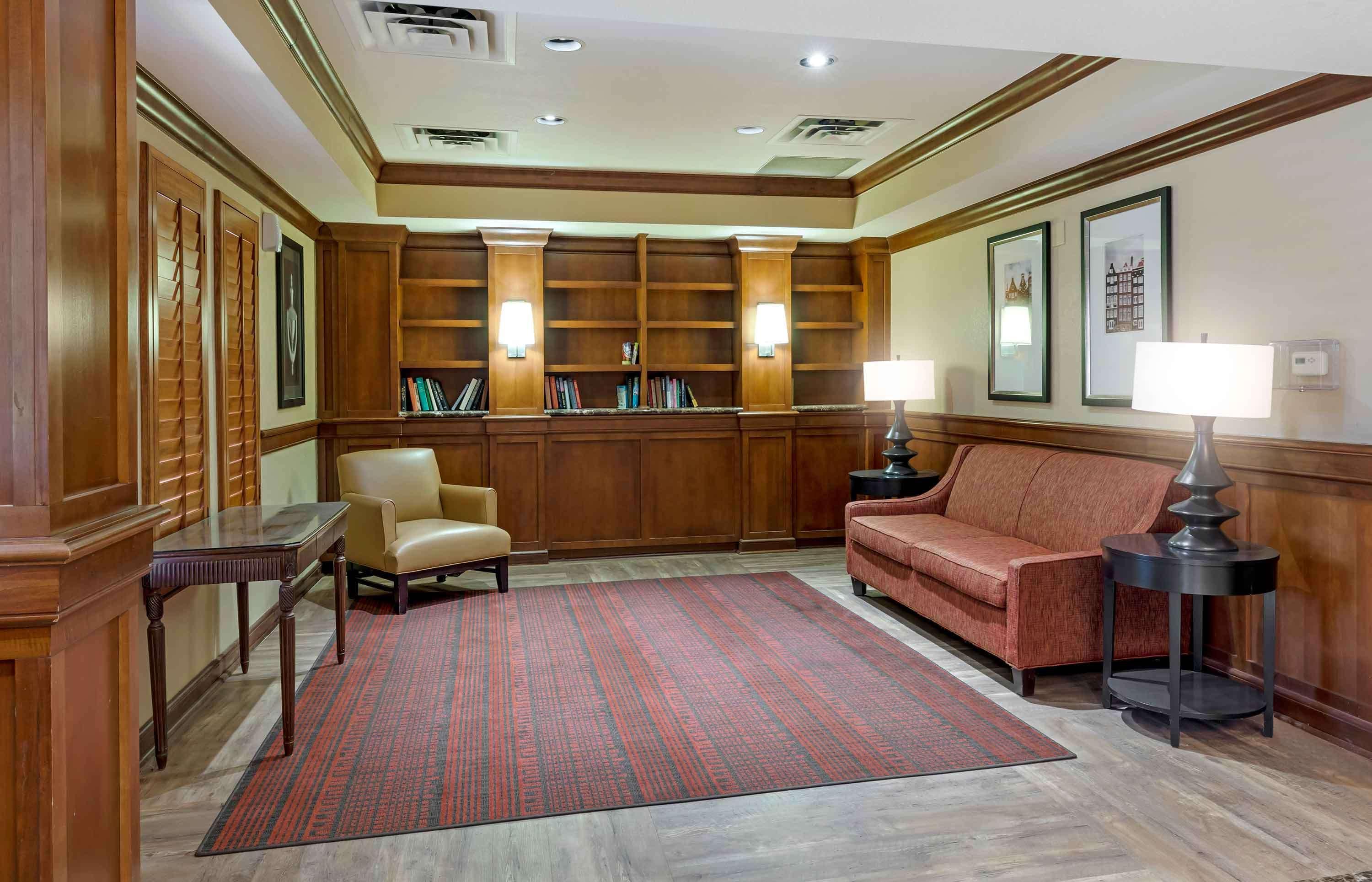 Vista Lobby Extended Stay America Select Suites - Dallas - Richardson