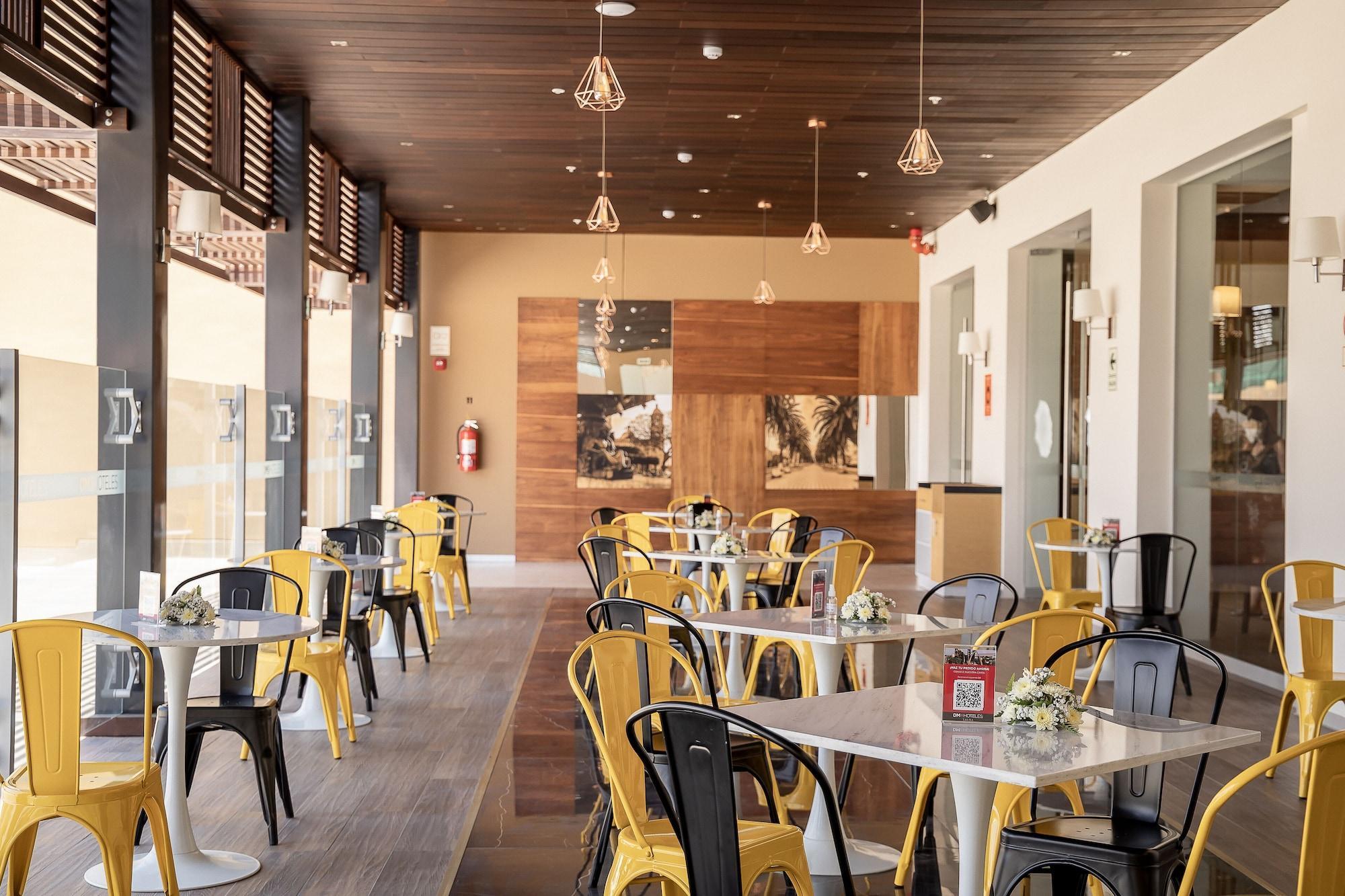 Restaurant DM Hoteles Tacna