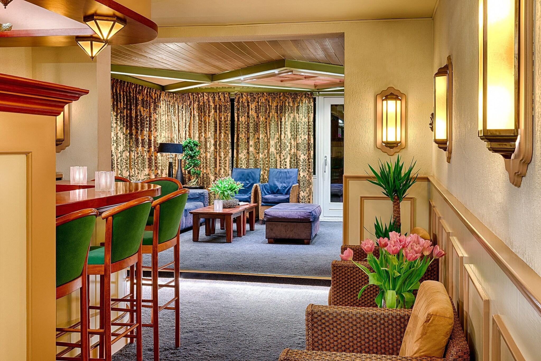 Bar/Salón Owl Hotel