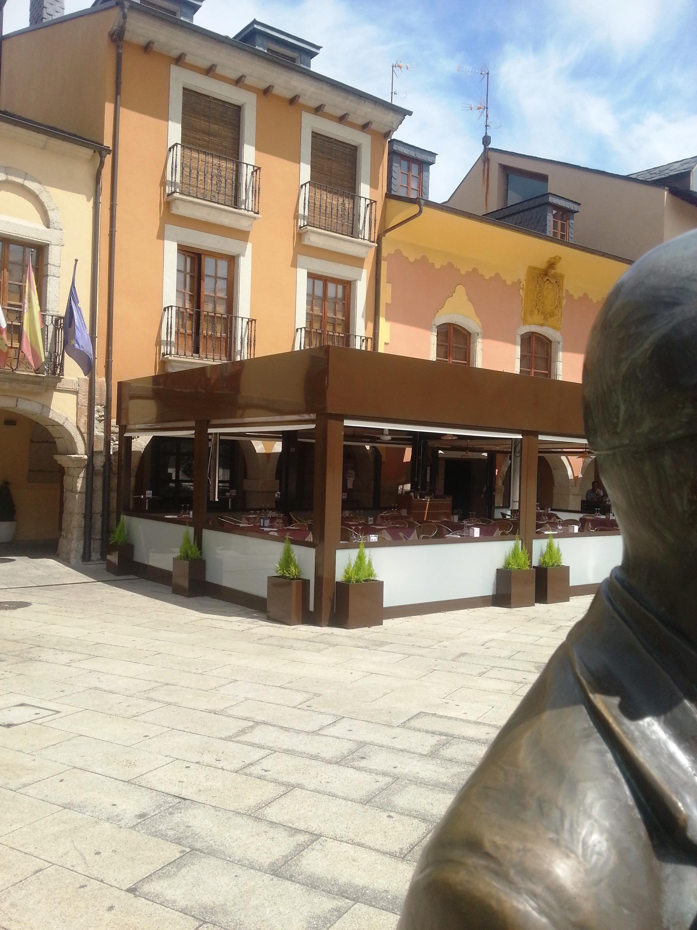 Varios Aroi Bierzo Plaza