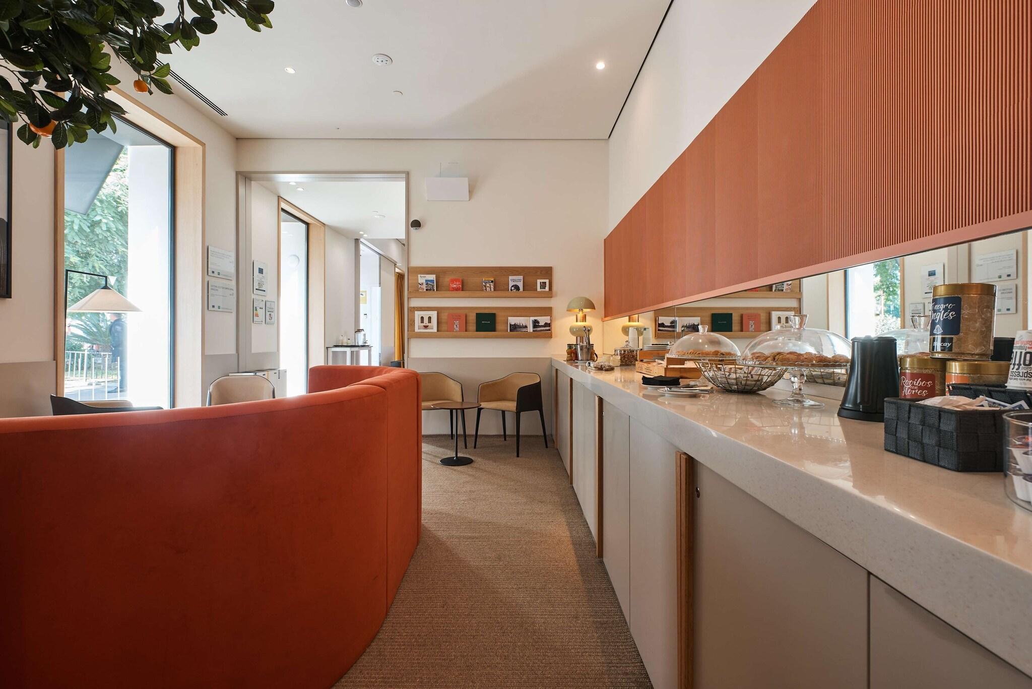 Bar/Salón Hotel Kivir Sevilla
