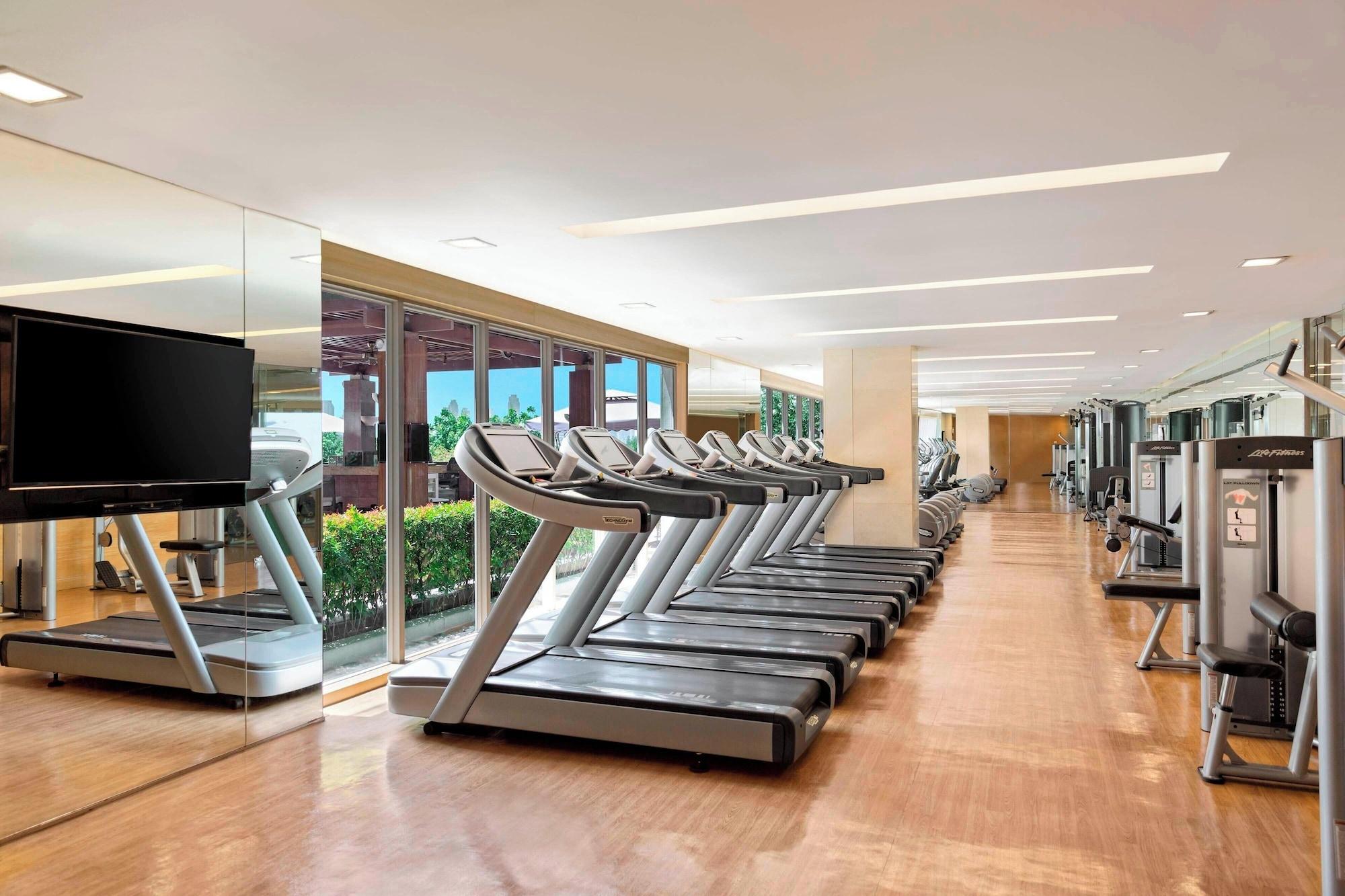 Gimnasio Manila Marriott Hotel at Newport World Resorts