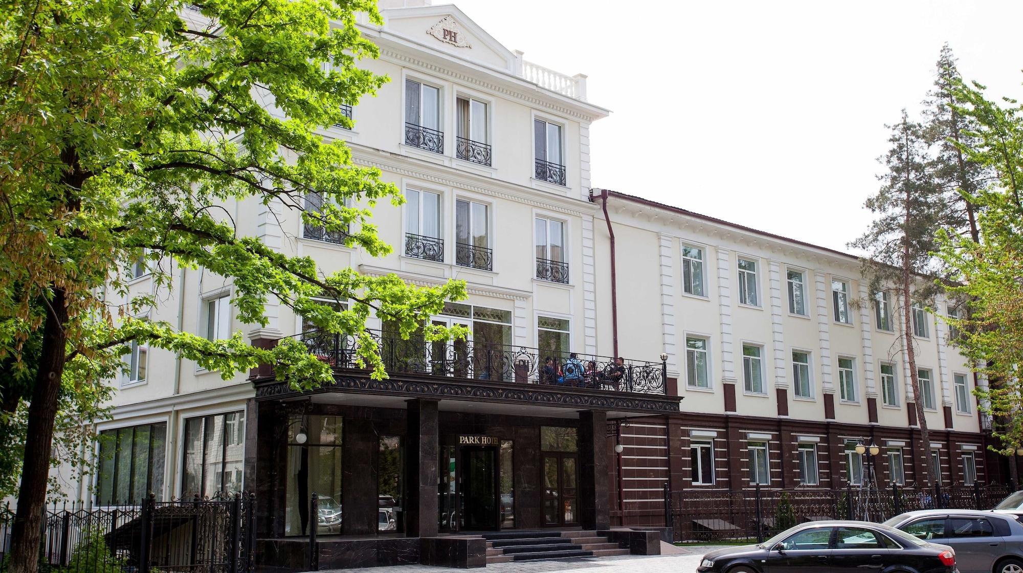 Vista Exterior Park Hotel Bishkek