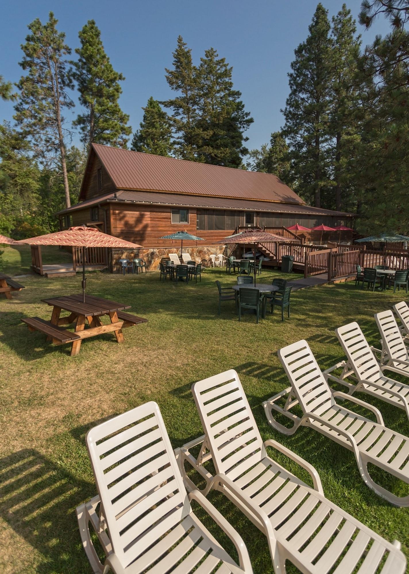 Playa Meadow Lake Resort & Condos