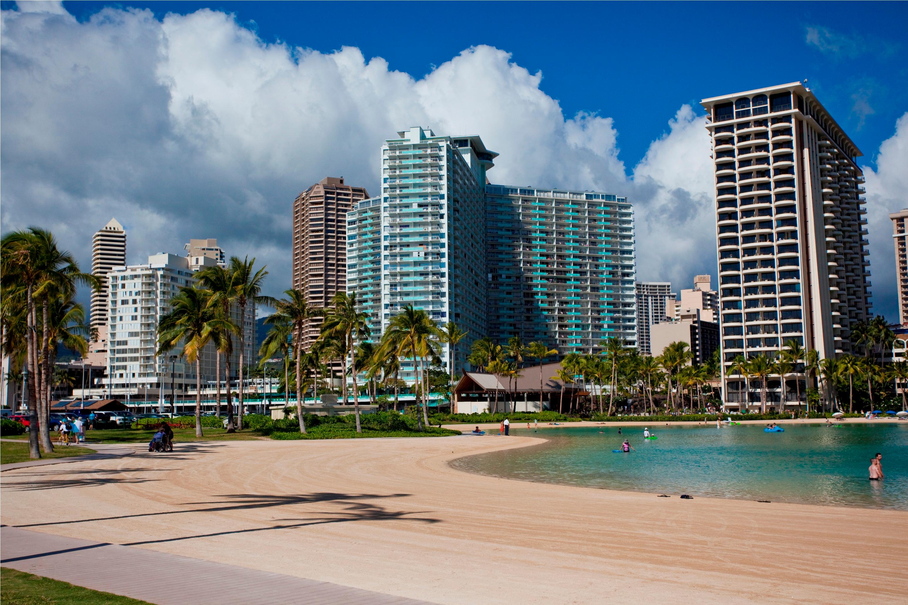 Playa Waikiki Marina Resort at the Ilikai