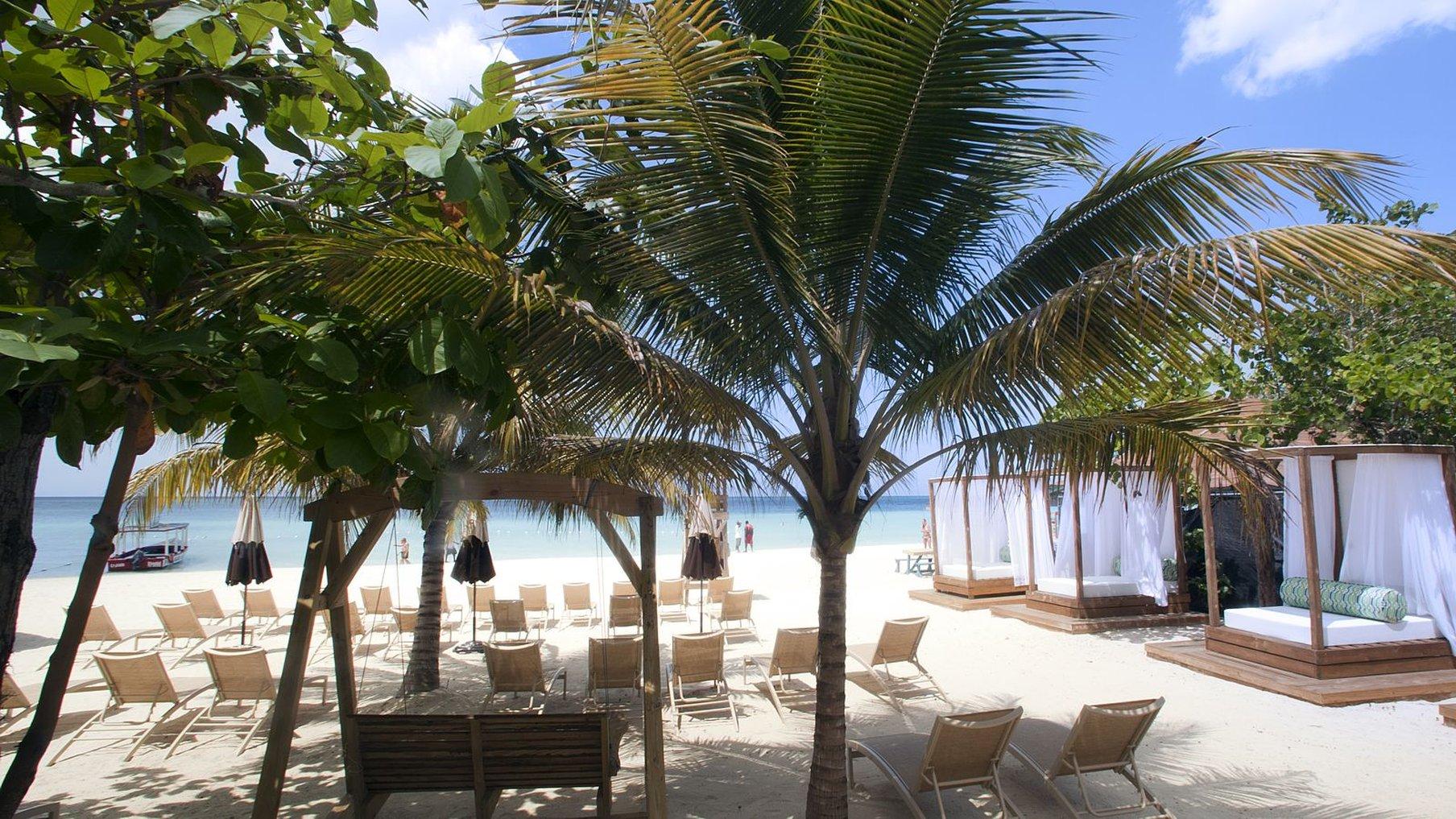 Playa Sandy Haven Resort