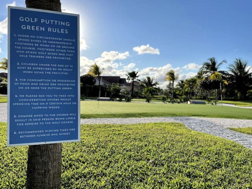 Campo de Golf Palm Cay Beach Club & Marina