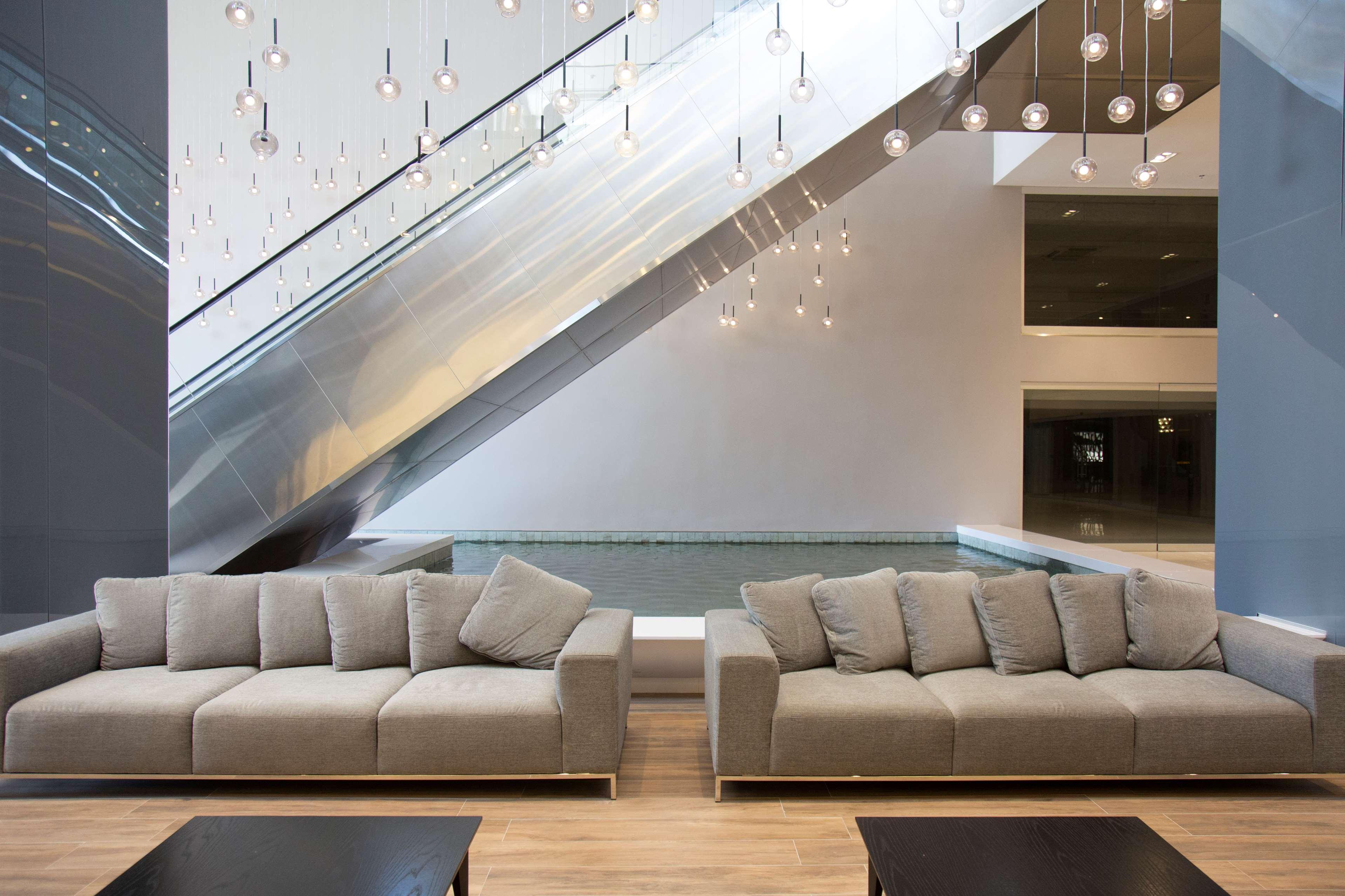 Vista Lobby NH Curitiba The Five