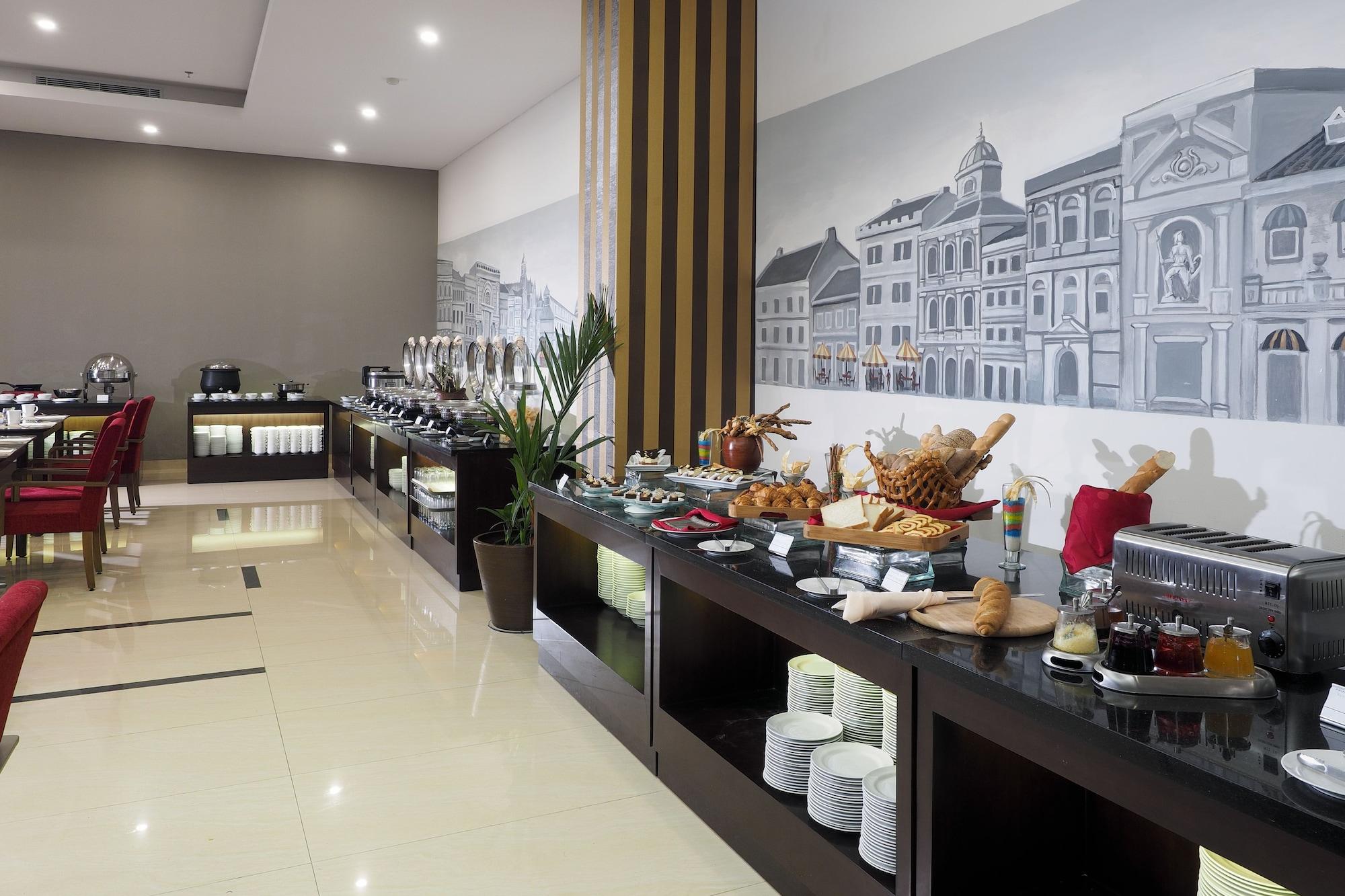 Restaurant d'primahotel Kualanamu Medan