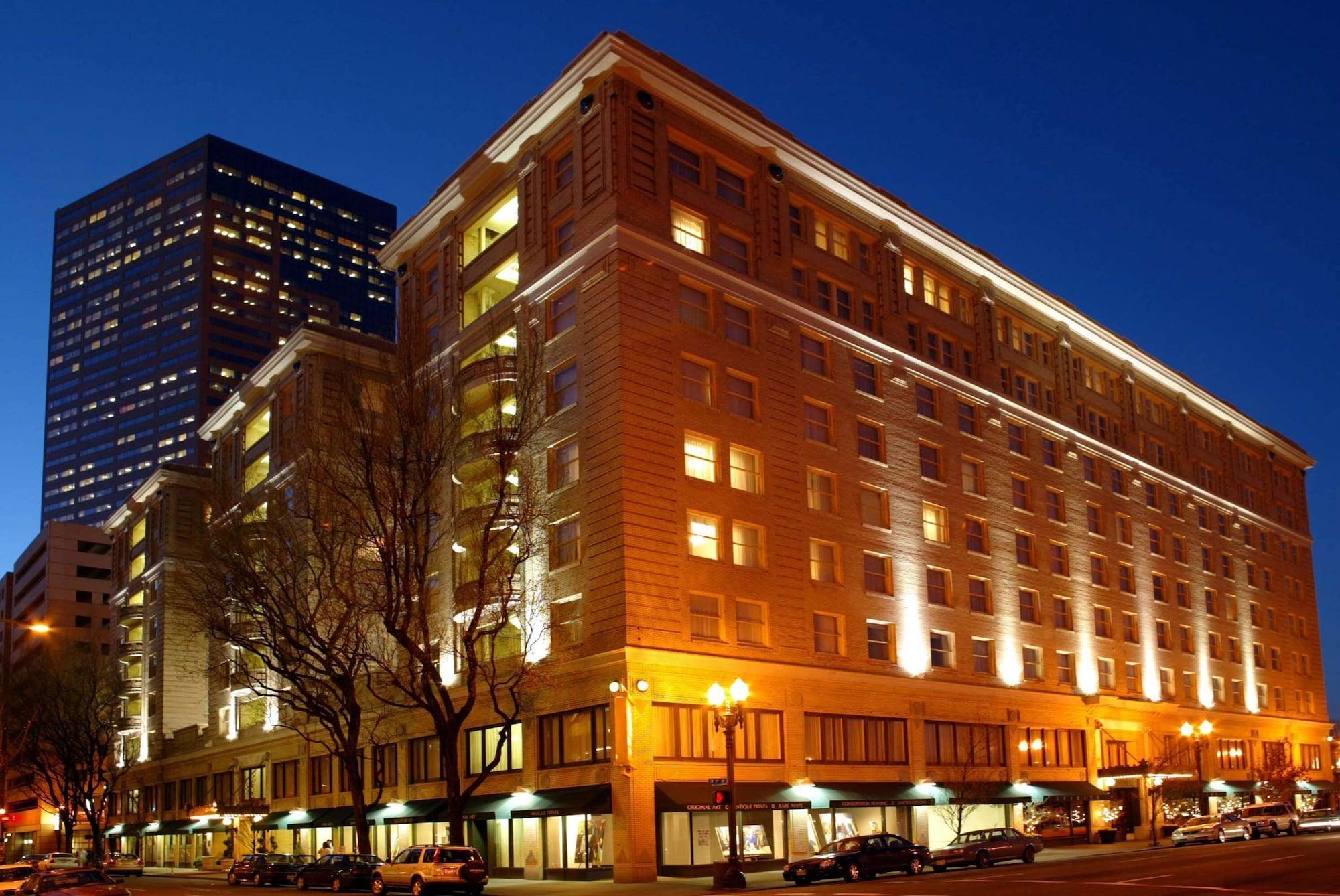 Vista Exterior Embassy Suites by Hilton Portland Downtown