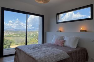 Alquiler Vacacional - Villa Alandra. New luxury villa with heated pool.