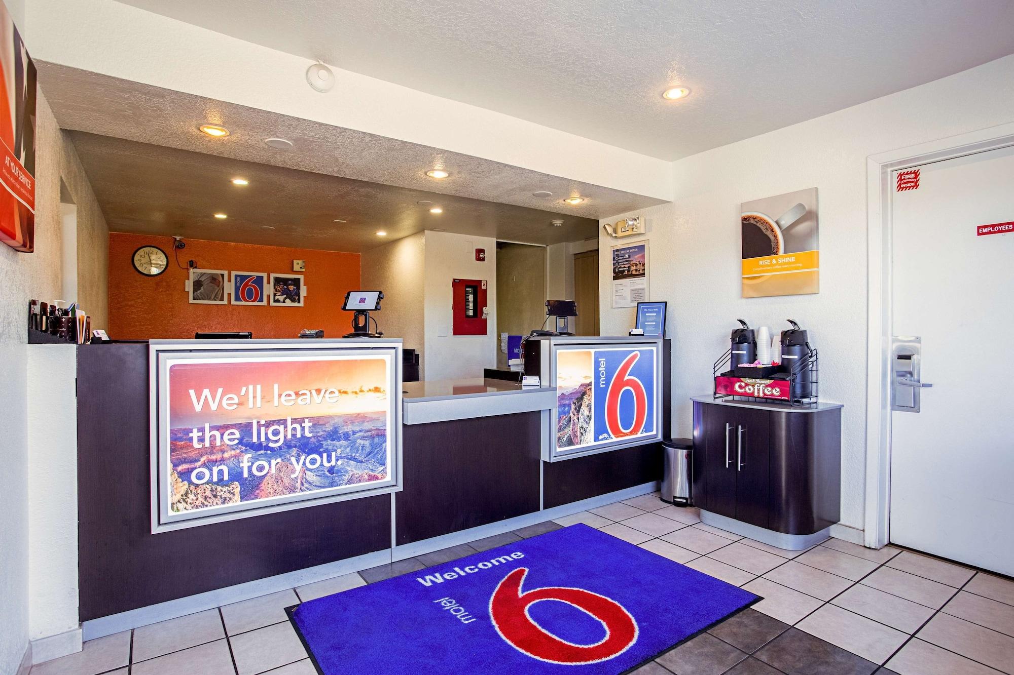 Bar/Salón Motel 6 Prescott, AZ