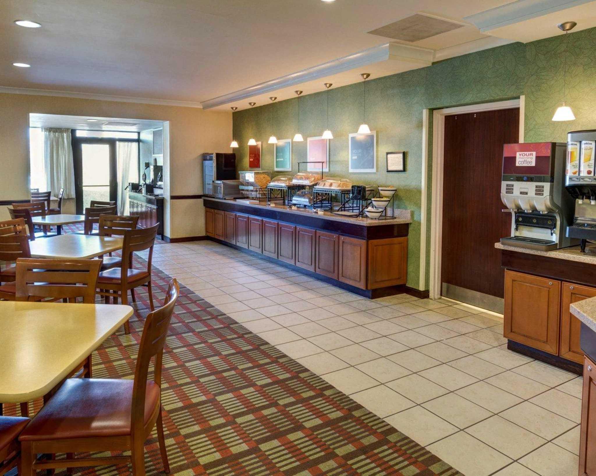 Restaurant Comfort Inn College Park North