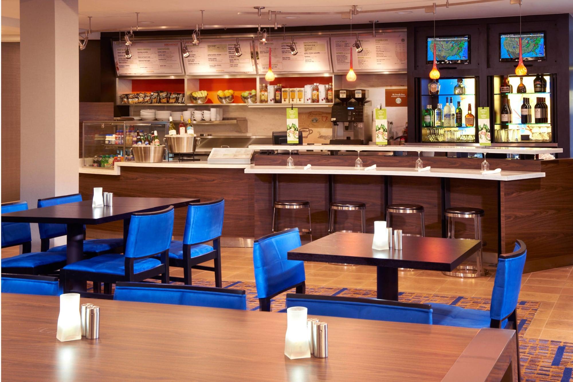 Restaurant Courtyard by Marriott Toledo Rossford/Perrysburg