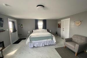 Alojamiento - Chapel Suites - Deluxe King Suite
