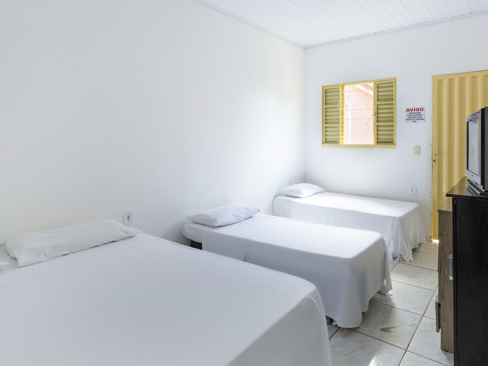 Varios OYO Pousada LN