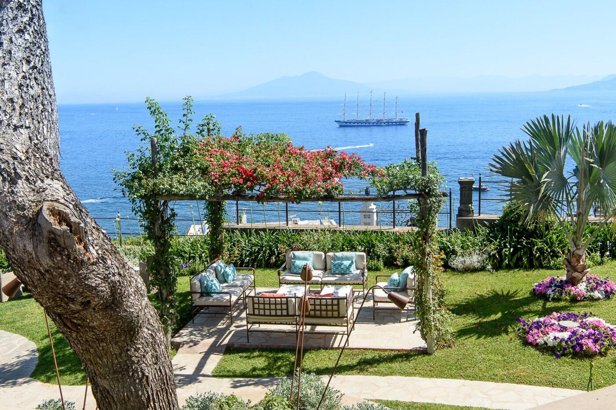 Vista Exterior Villa Marina Capri