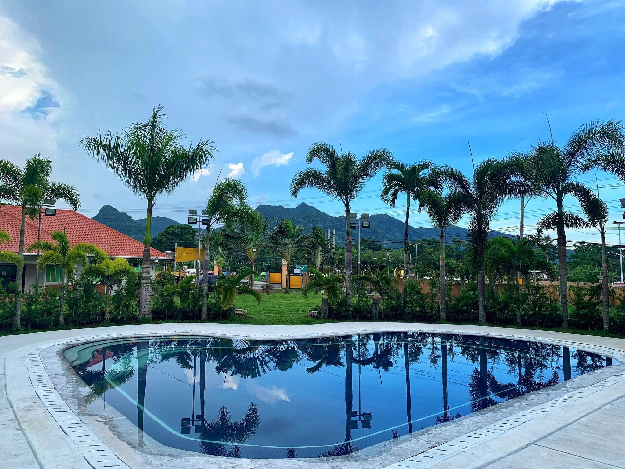 Vista Piscina 3 Peaks Resort & Boutique Hotel