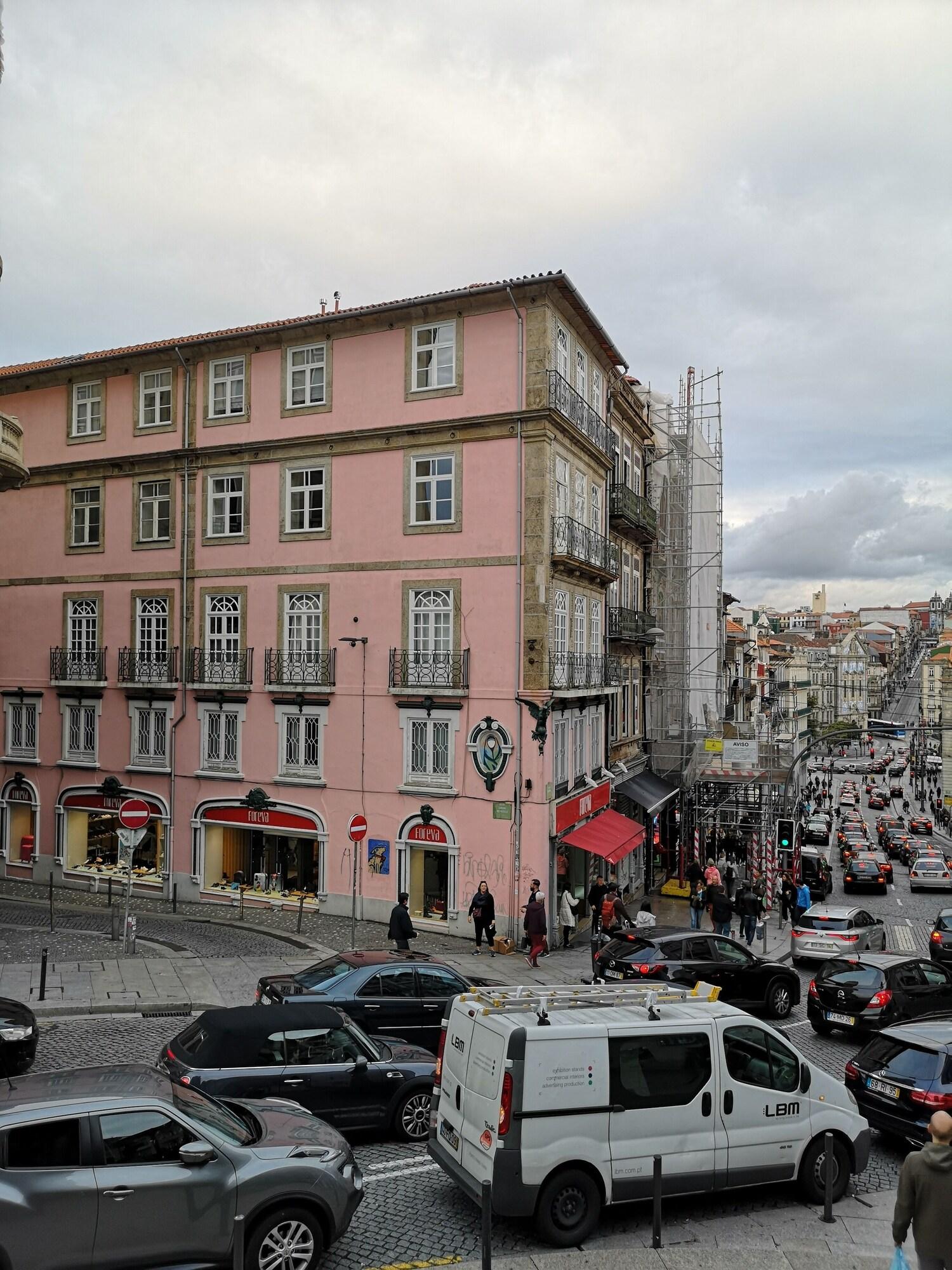 Vista Exterior ClÃ©rigos Ville Porto Rooms