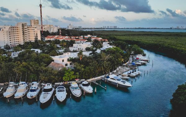 Sotavento Hotel & Yacht Club - Hoteles en Zona Hotelera de Cancún