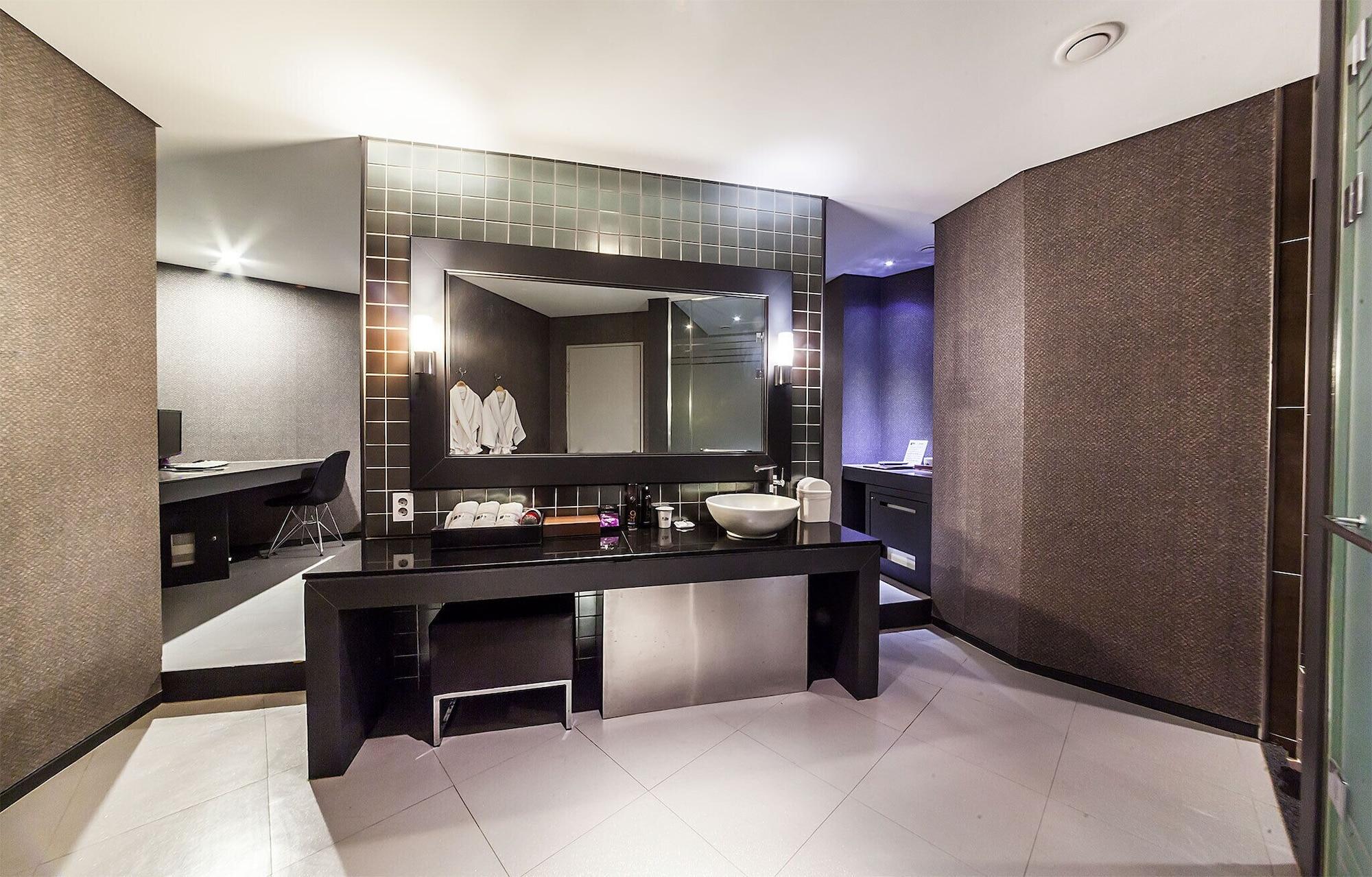 Comodidades del Alojamiento JBIS Hotel