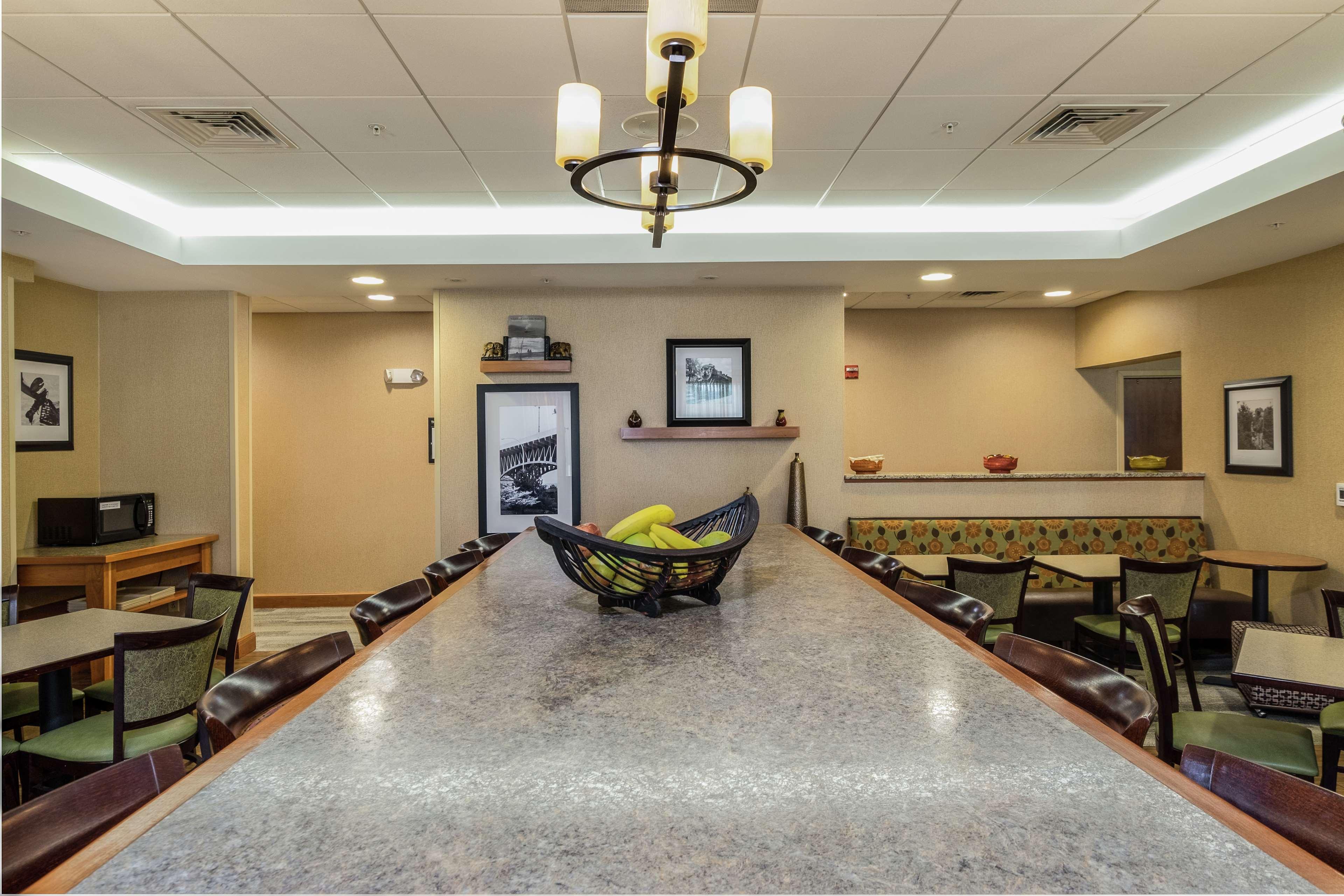 Restaurant Hampton Inn Waterville