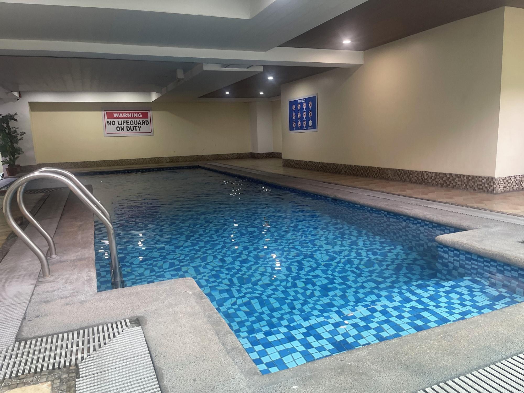Vista Piscina Homes at Bay Area Suites by SMS Hospitality