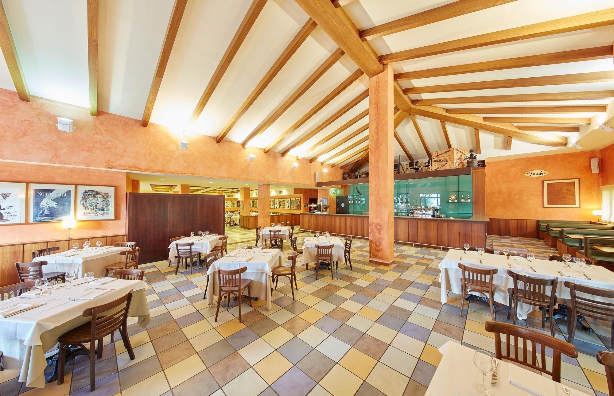 Bar/Salón PortAventura Hotel El Paso - Includes unlimited access to PortAventura Park & 1 access to Ferrari Land