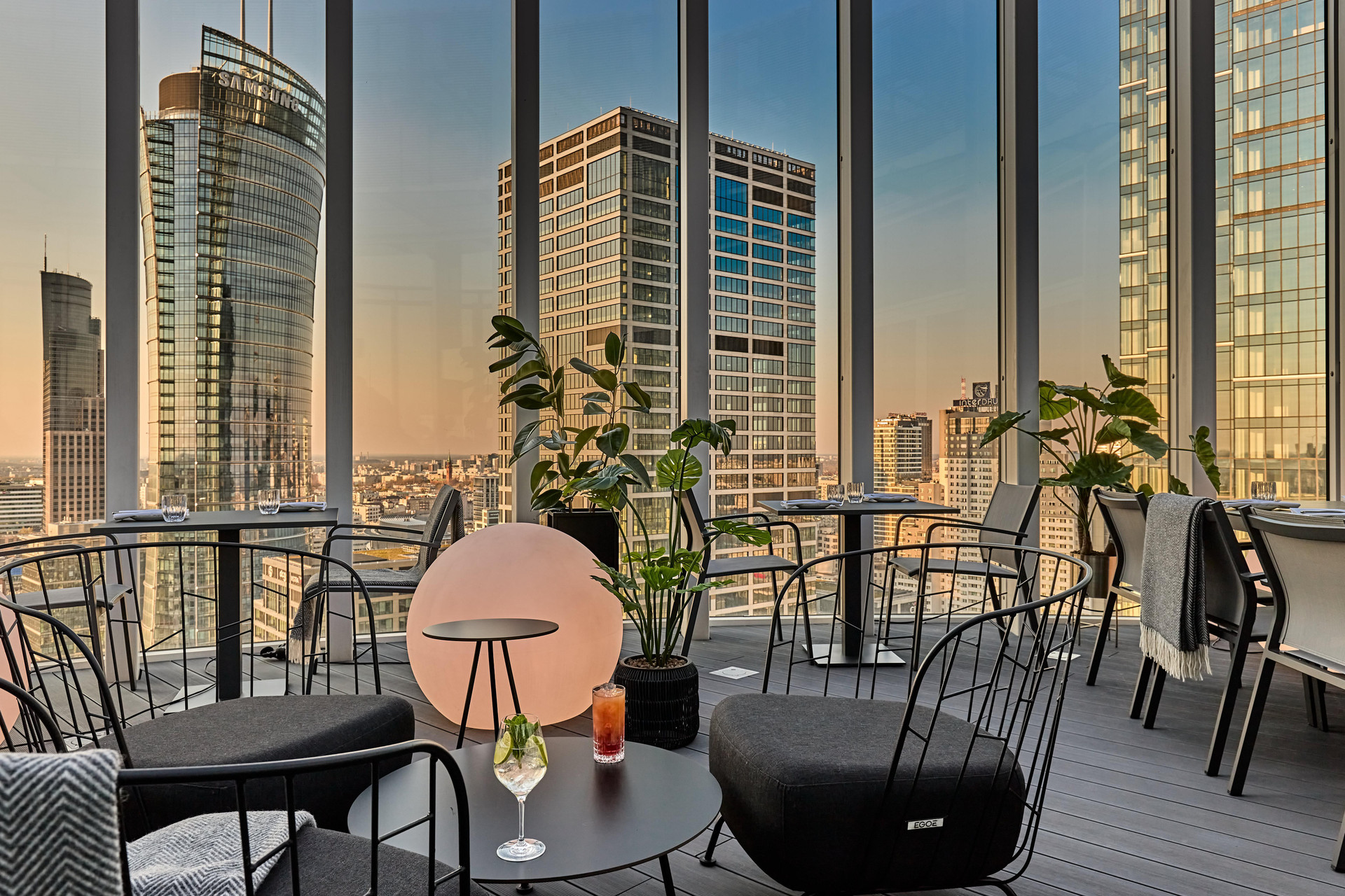 Bar/Salón Holiday Inn Express Warsaw - The HUB by IHG