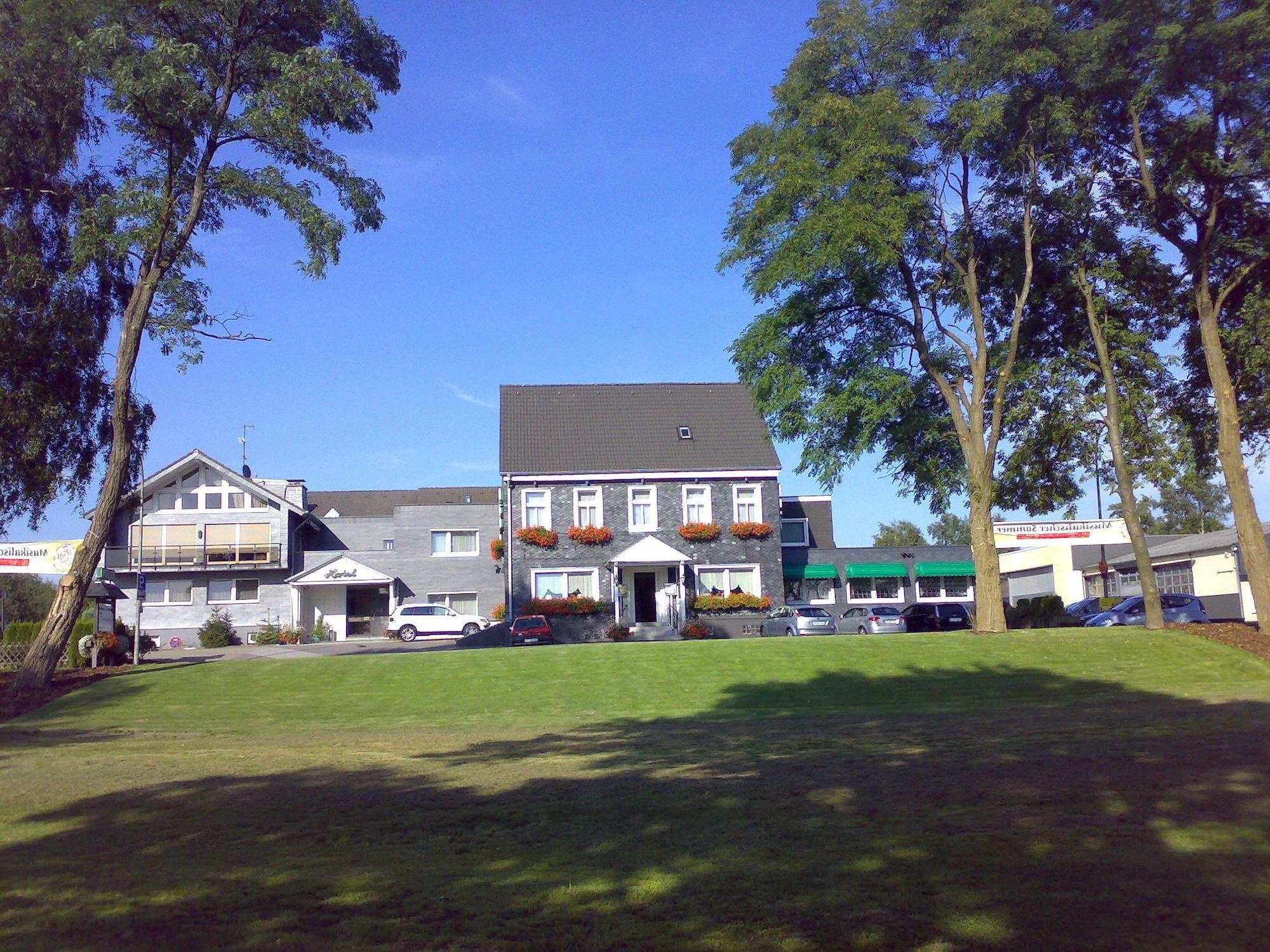 Varios Hotel Fischer