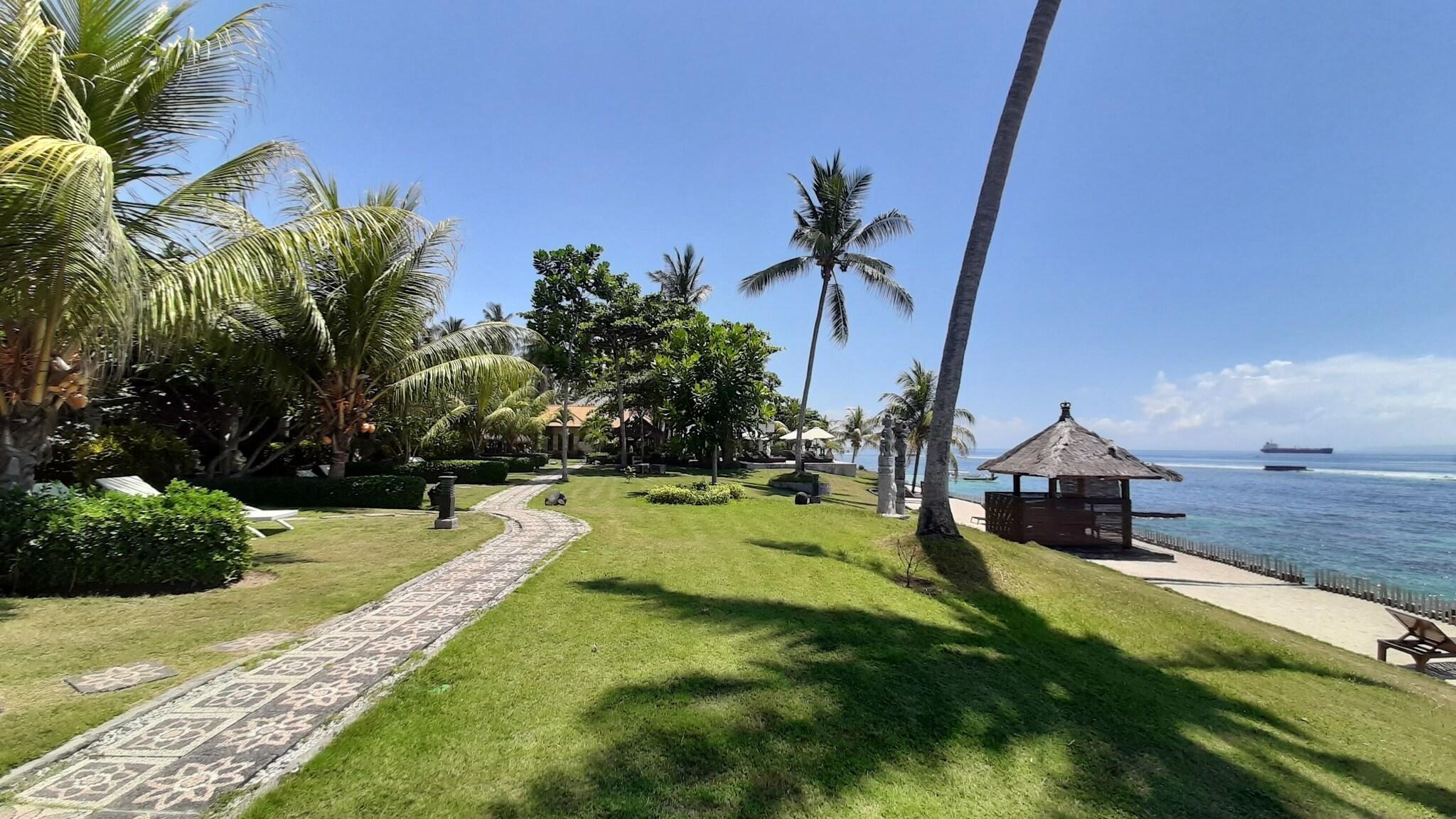 Playa Sea Breeze Candidasa